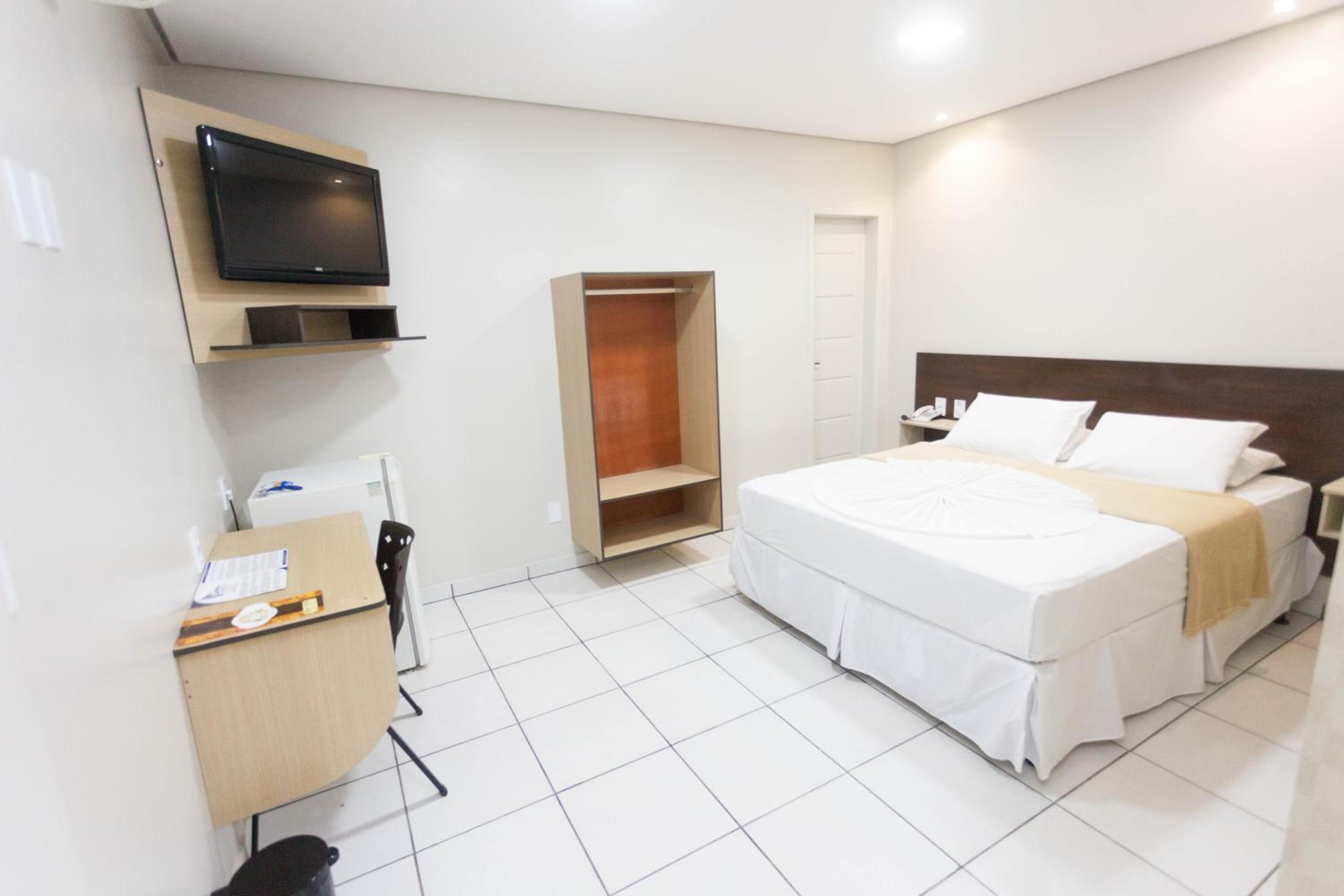 Double Room - Photo 14