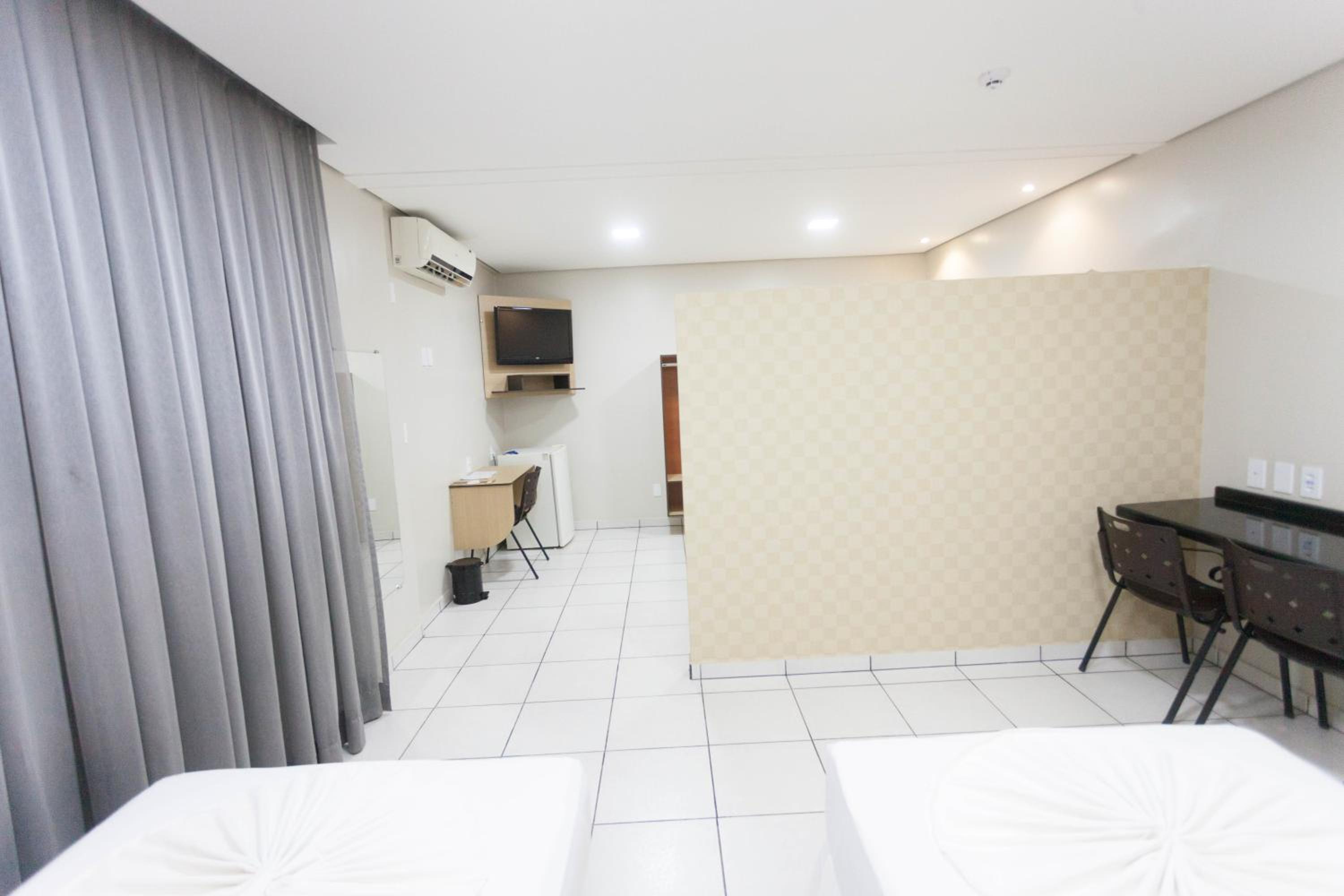 Double Room - Photo 15