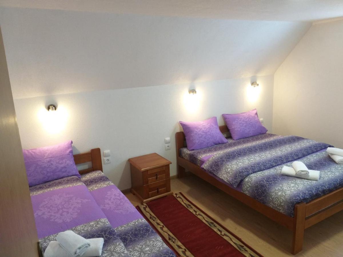 Deluxe Room (2 Adults + 1 Child) photo 3
