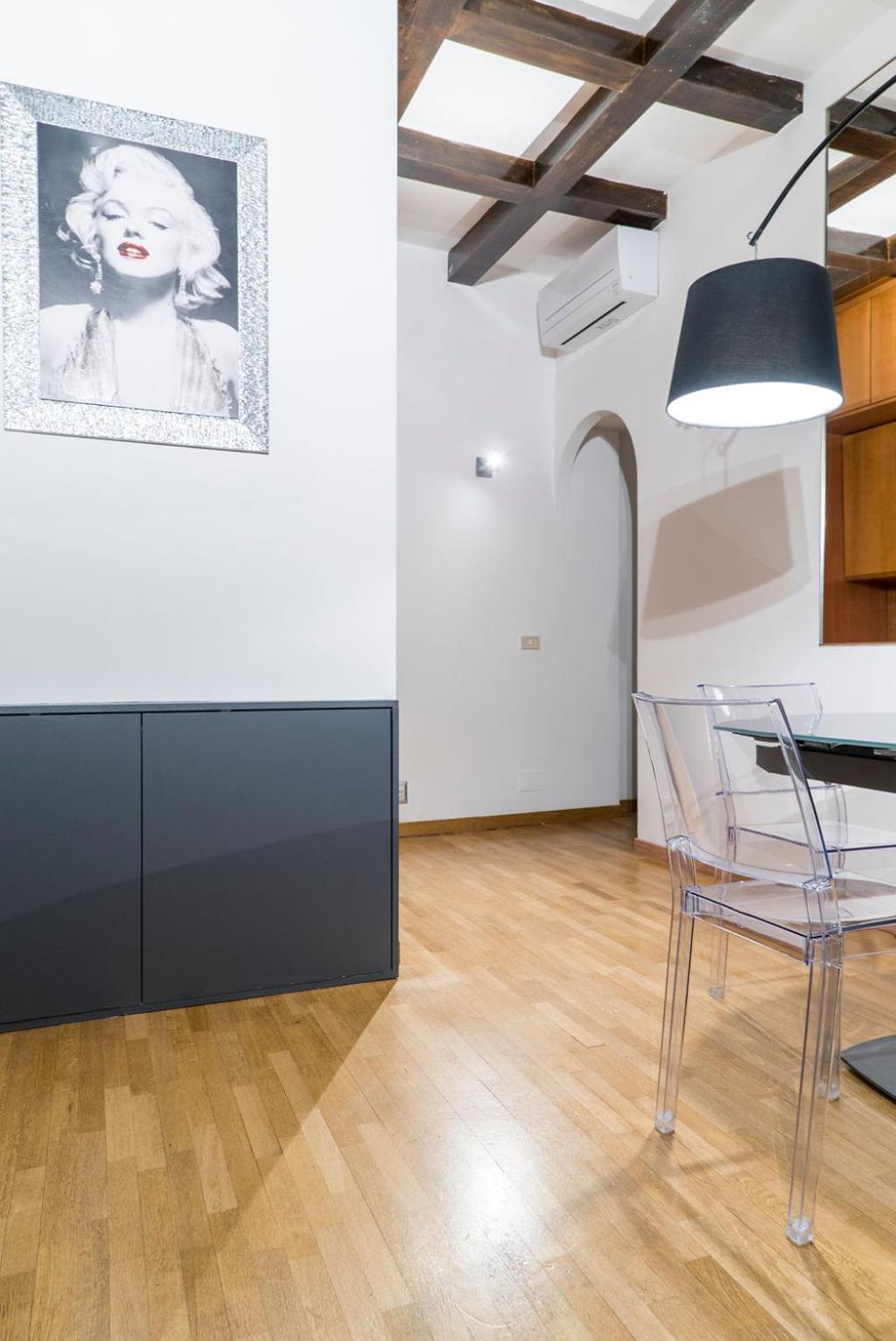 Standard Apartment photo 2