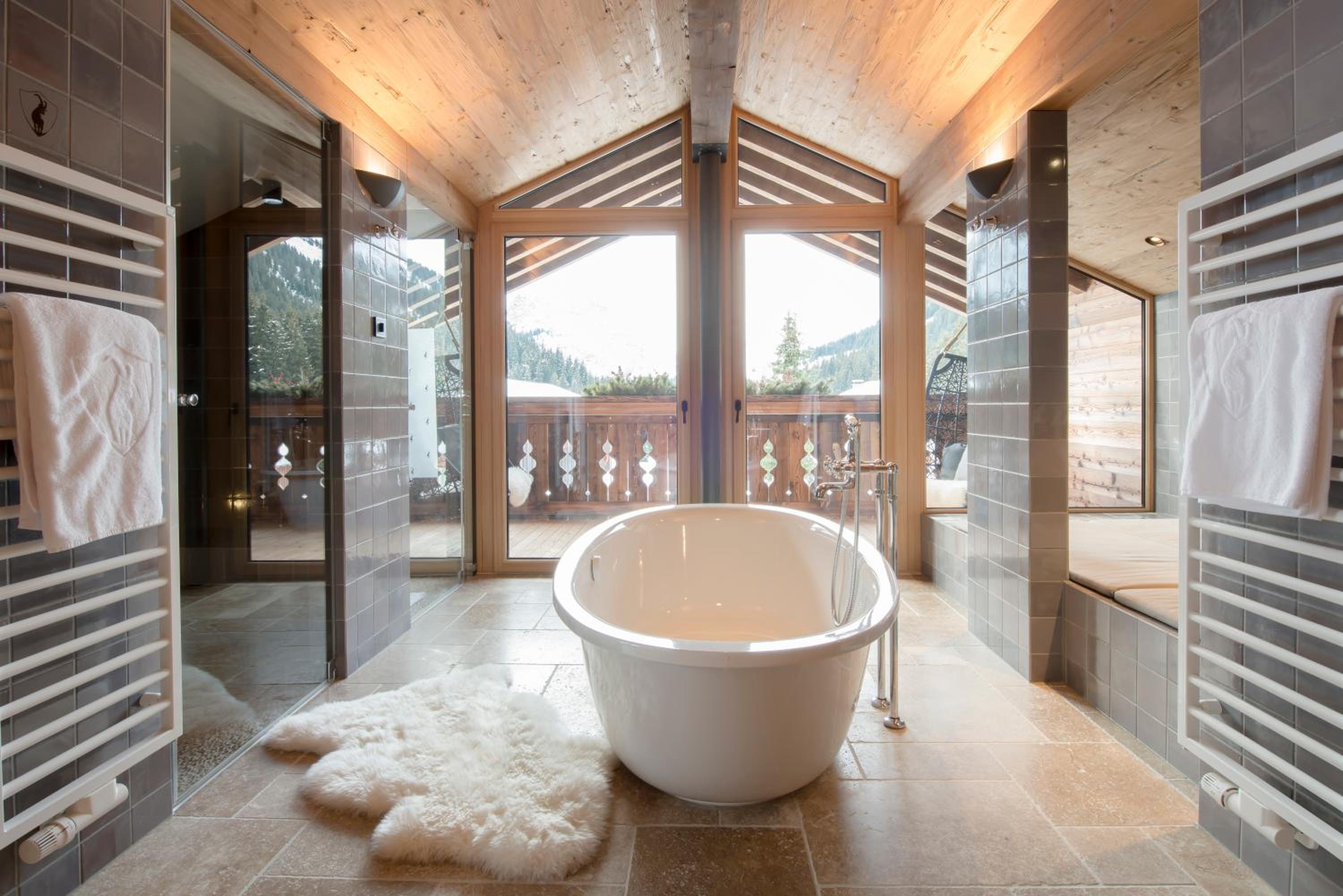 Superior Chalet photo 2