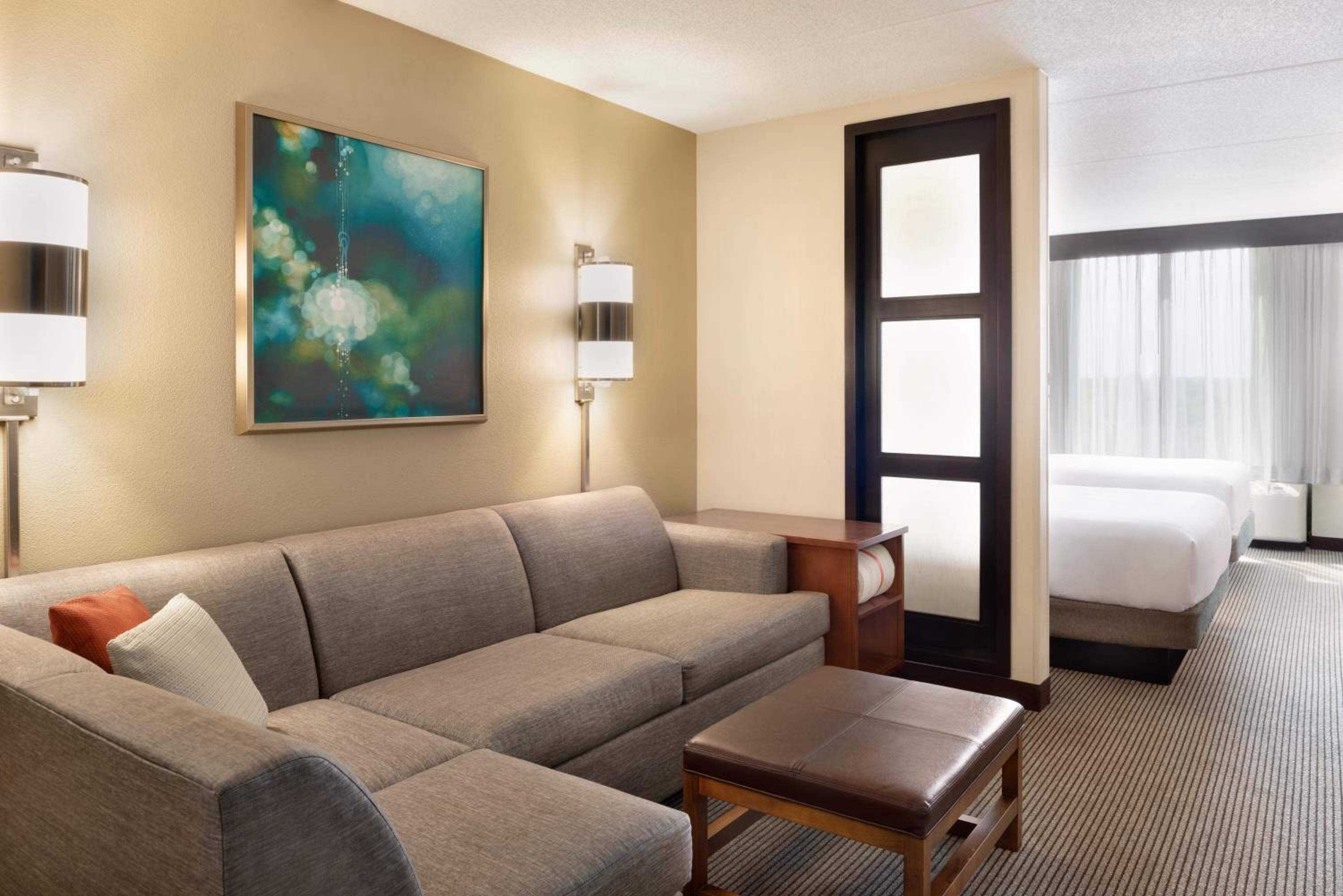 Double Room with Two Double Beds and Sofa Bed - Photo 5