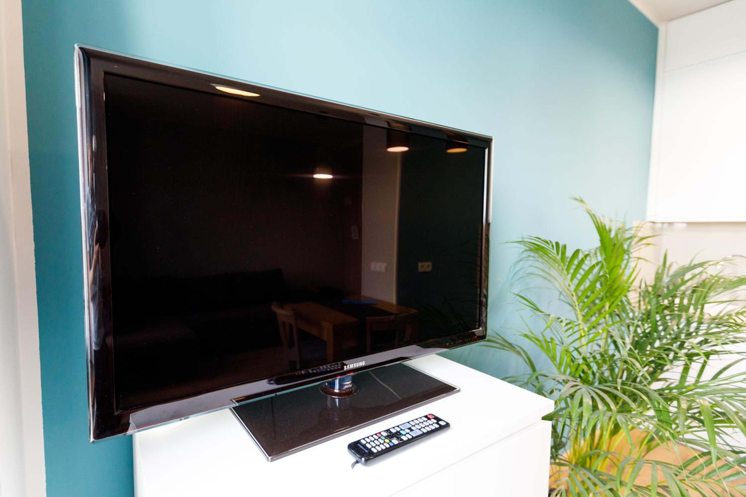 Studio Apartment - Photo 19