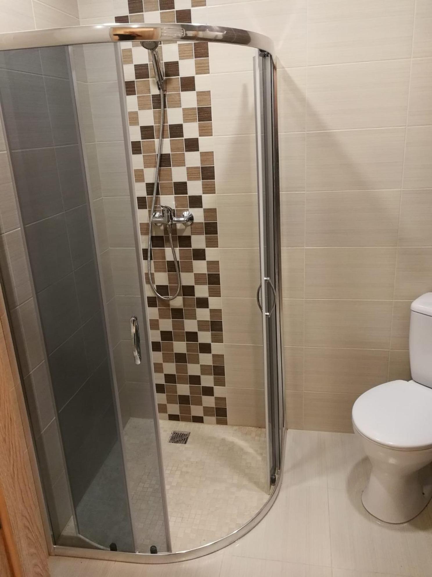 Standard Twin Room - Photo 6