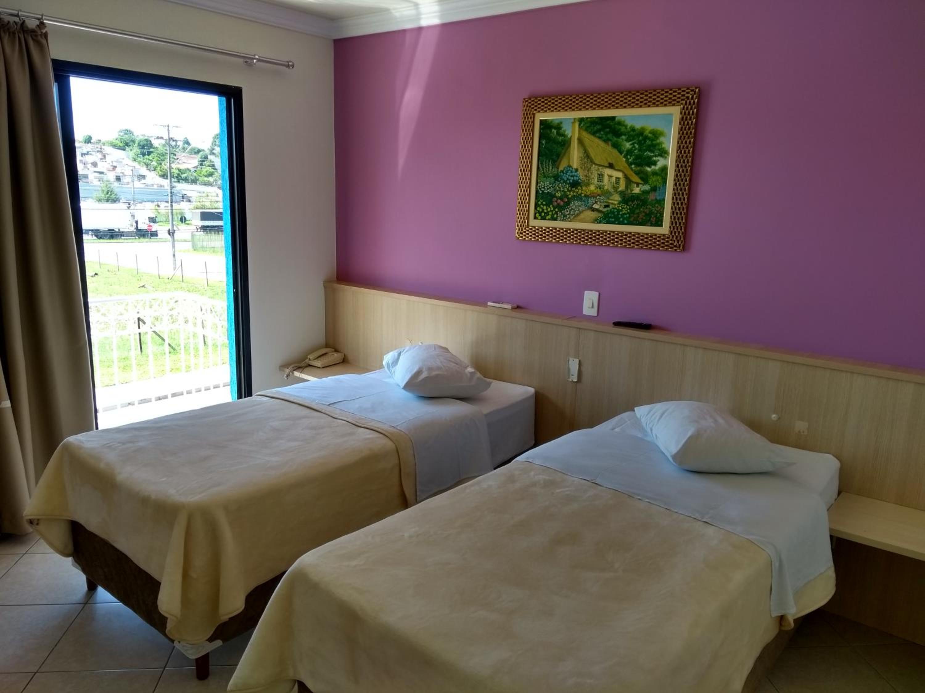 Double Room with Private Bathroom photo 3
