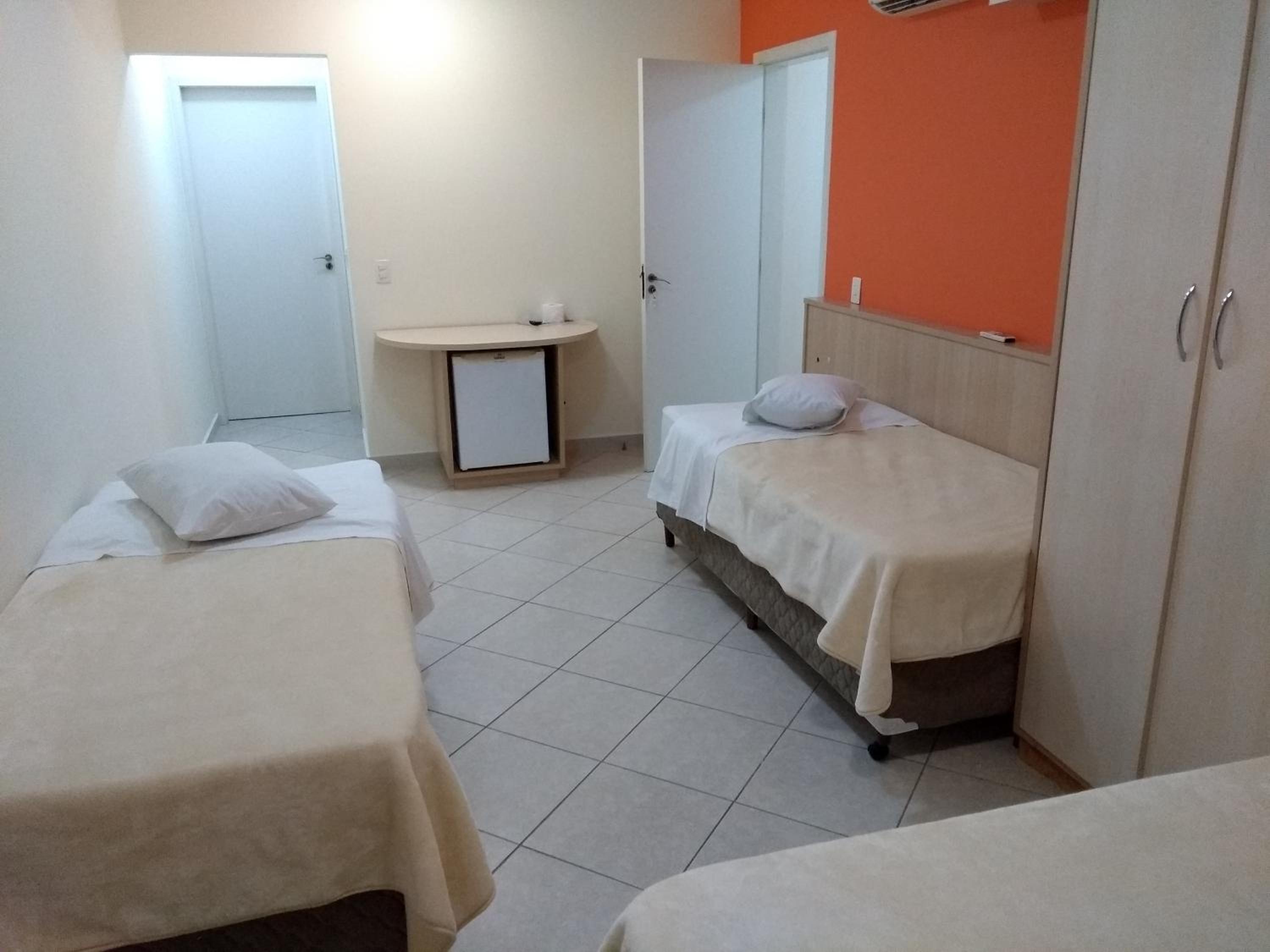 Triple Room with Private Bathroom photo 2