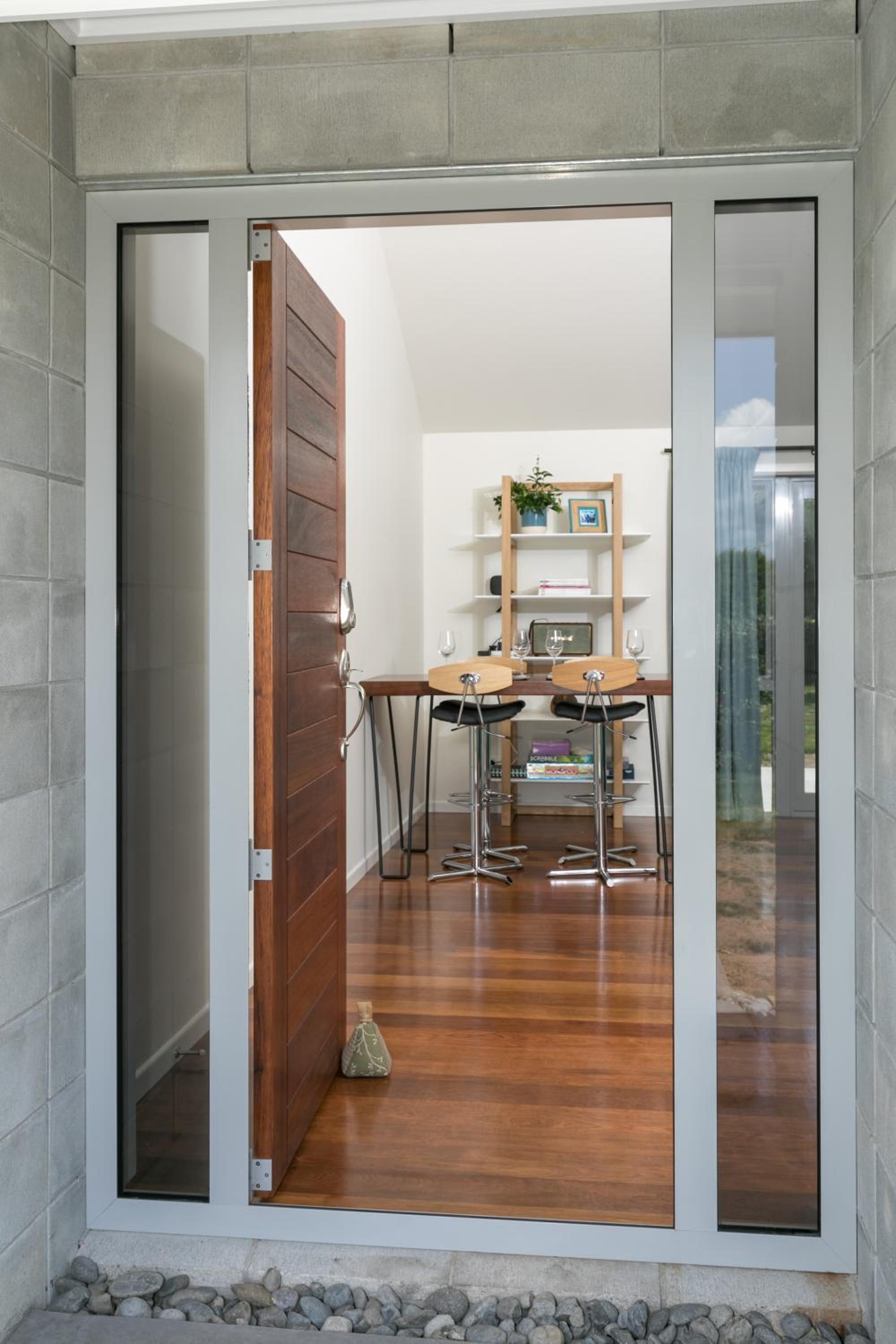 Apartment With Garden View