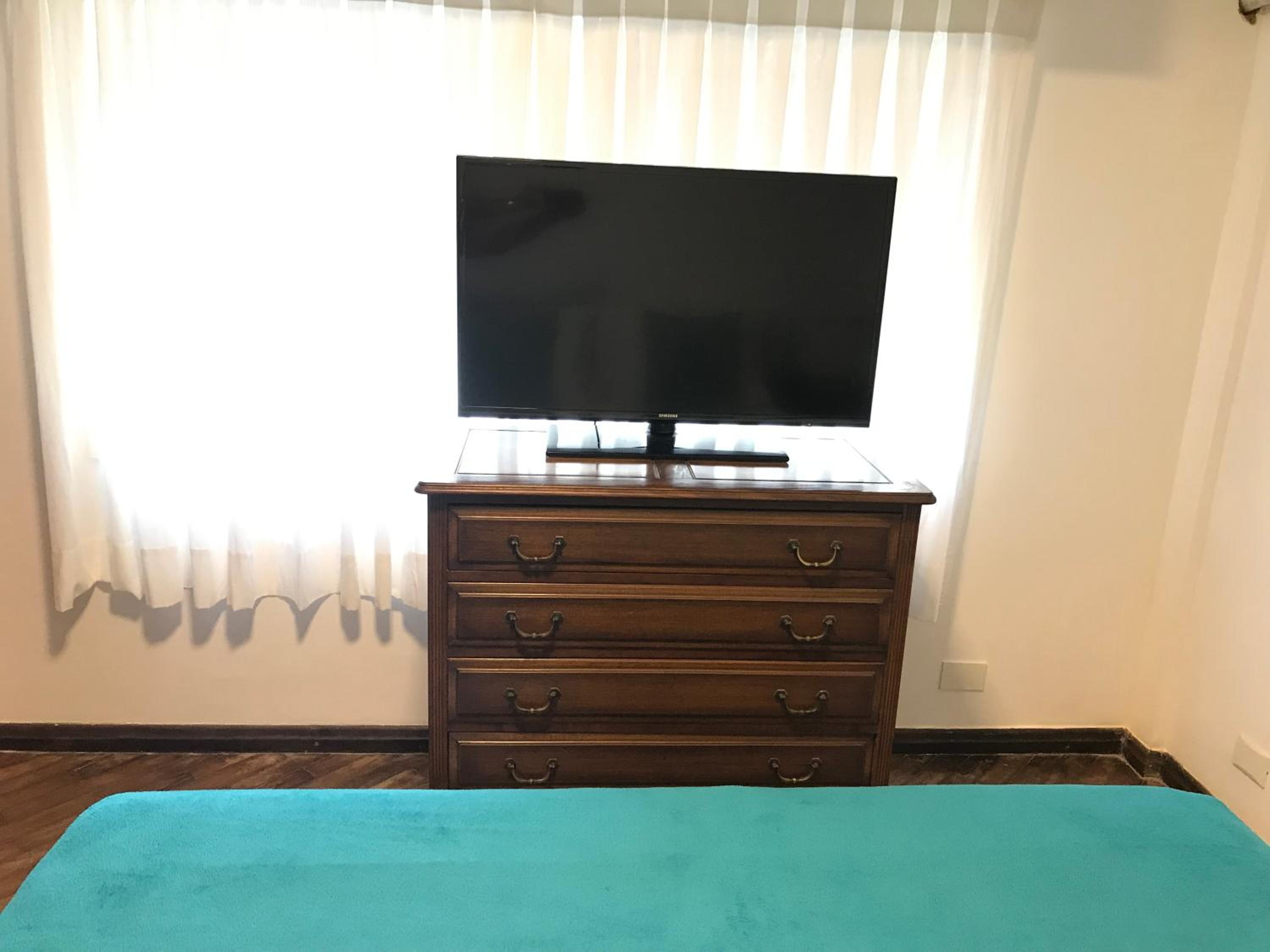 Apartment photo 2