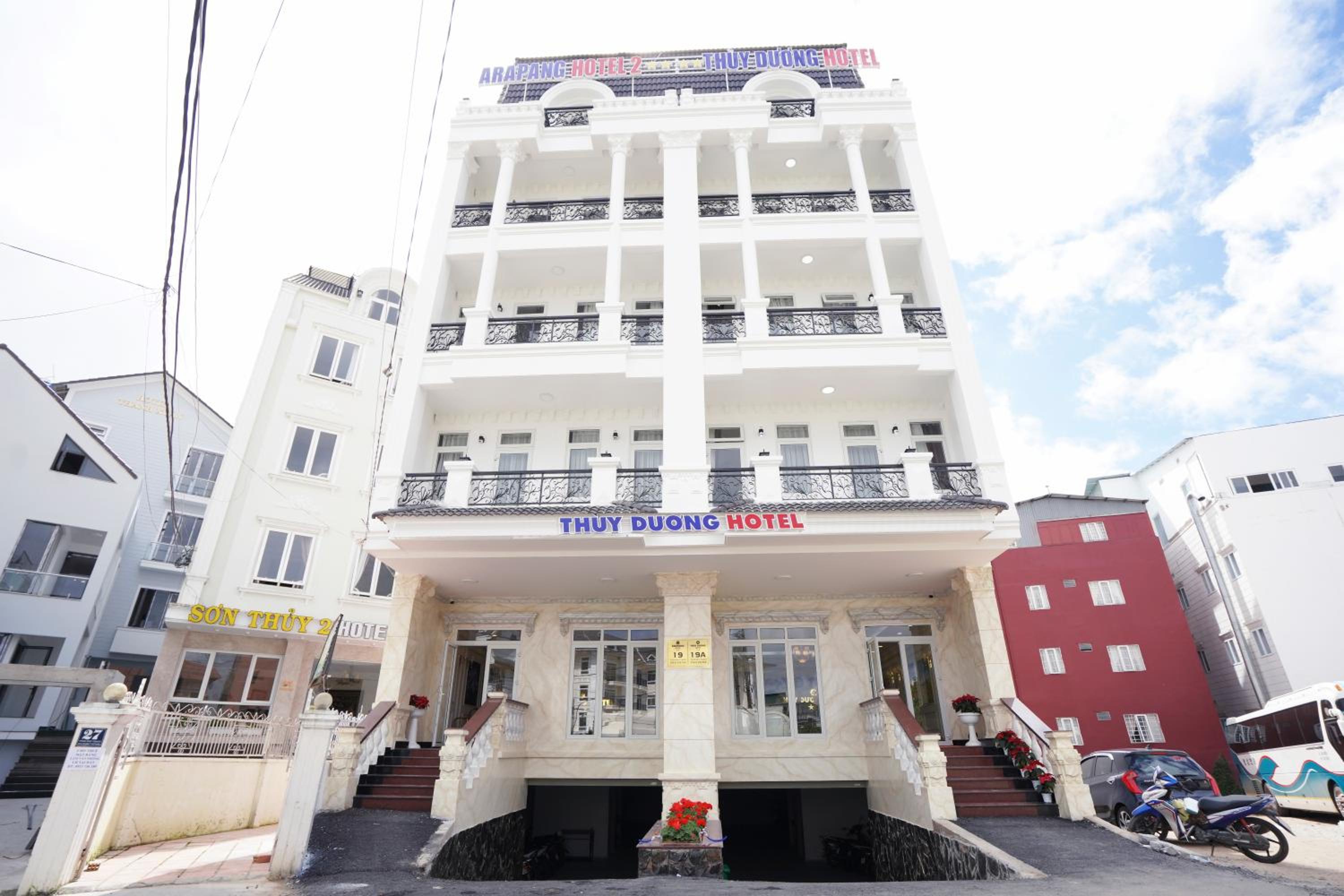 Deluxe Double Room with Balcony - Photo 26