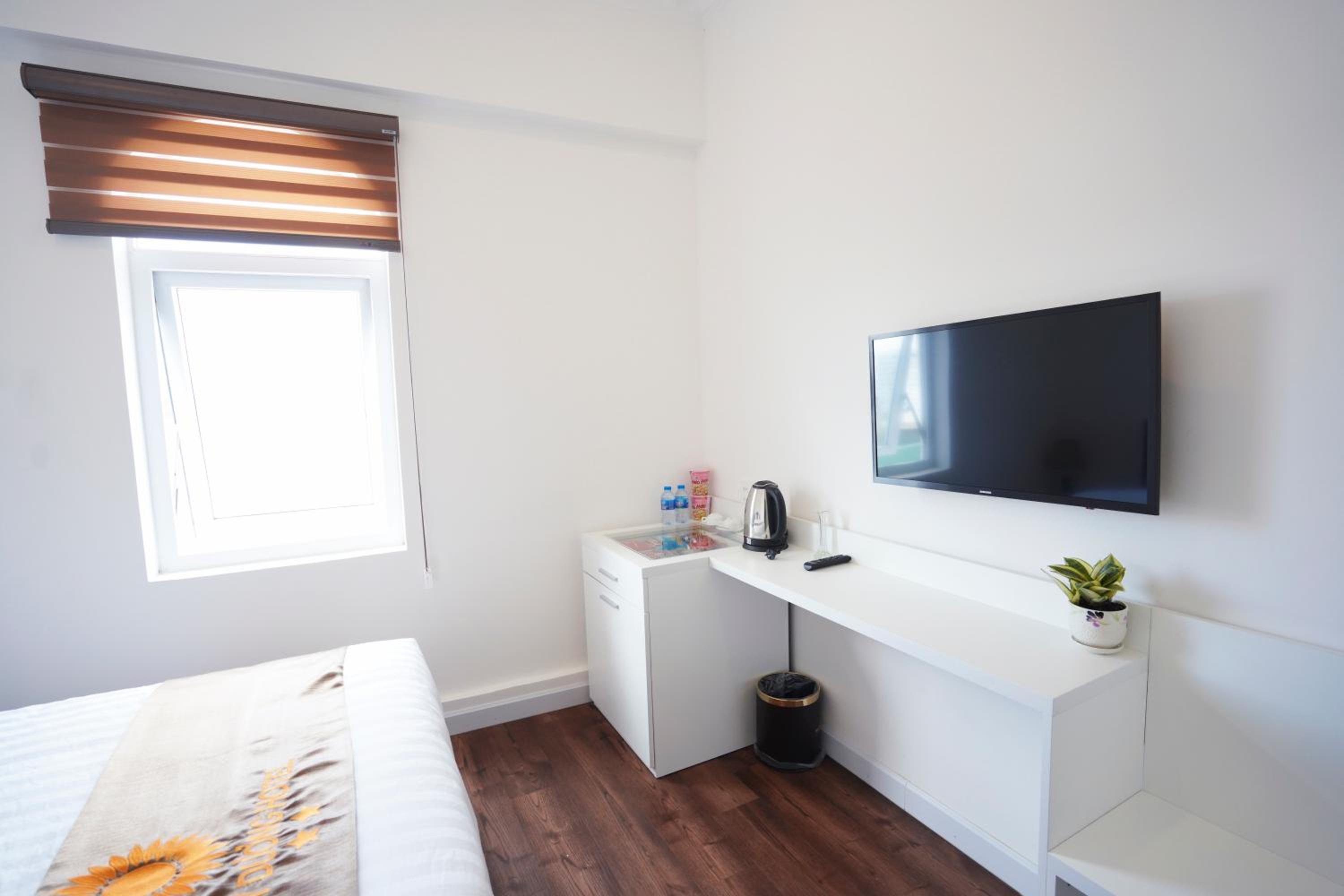 Deluxe Double Room - Photo 10