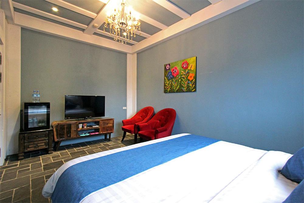 Queen Room photo 3