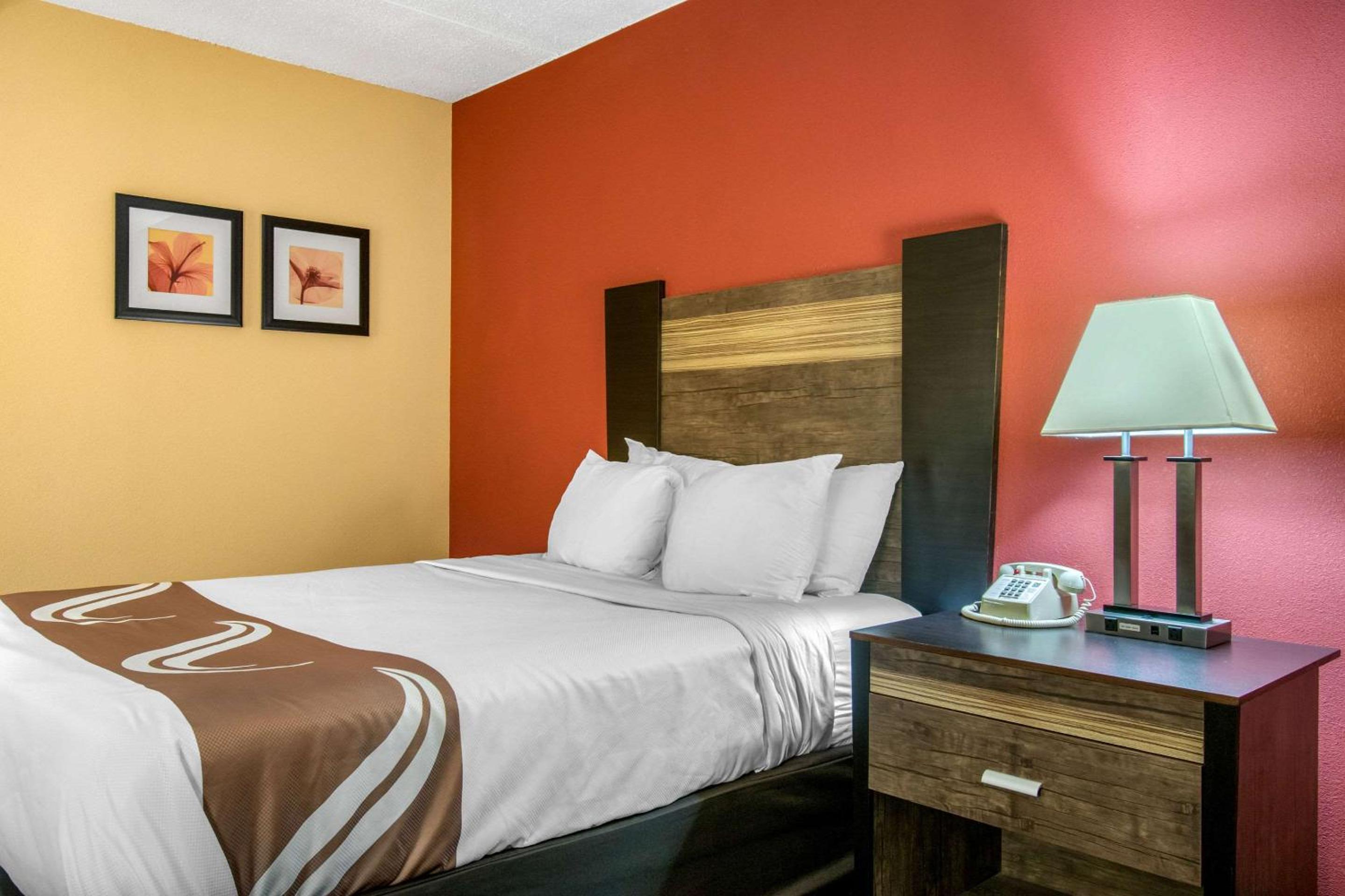 Double Room - Accessible/Non-Smoking photo 1