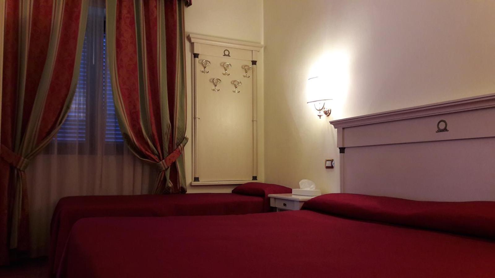 Triple Room photo 2