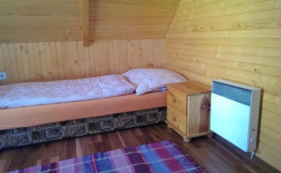 Three-Bedroom Apartment - Photo 23