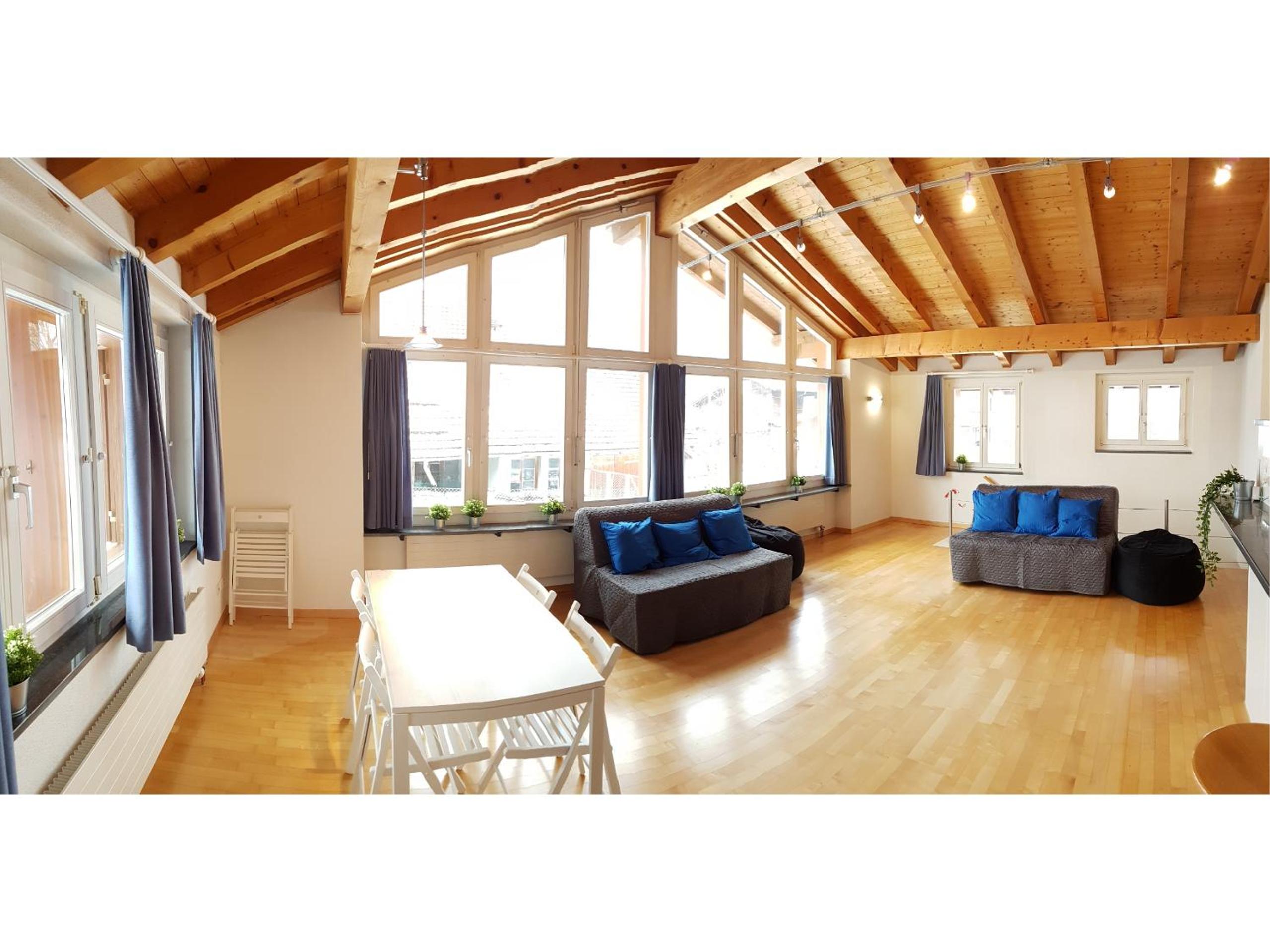 Apartment - Split Level photo 1