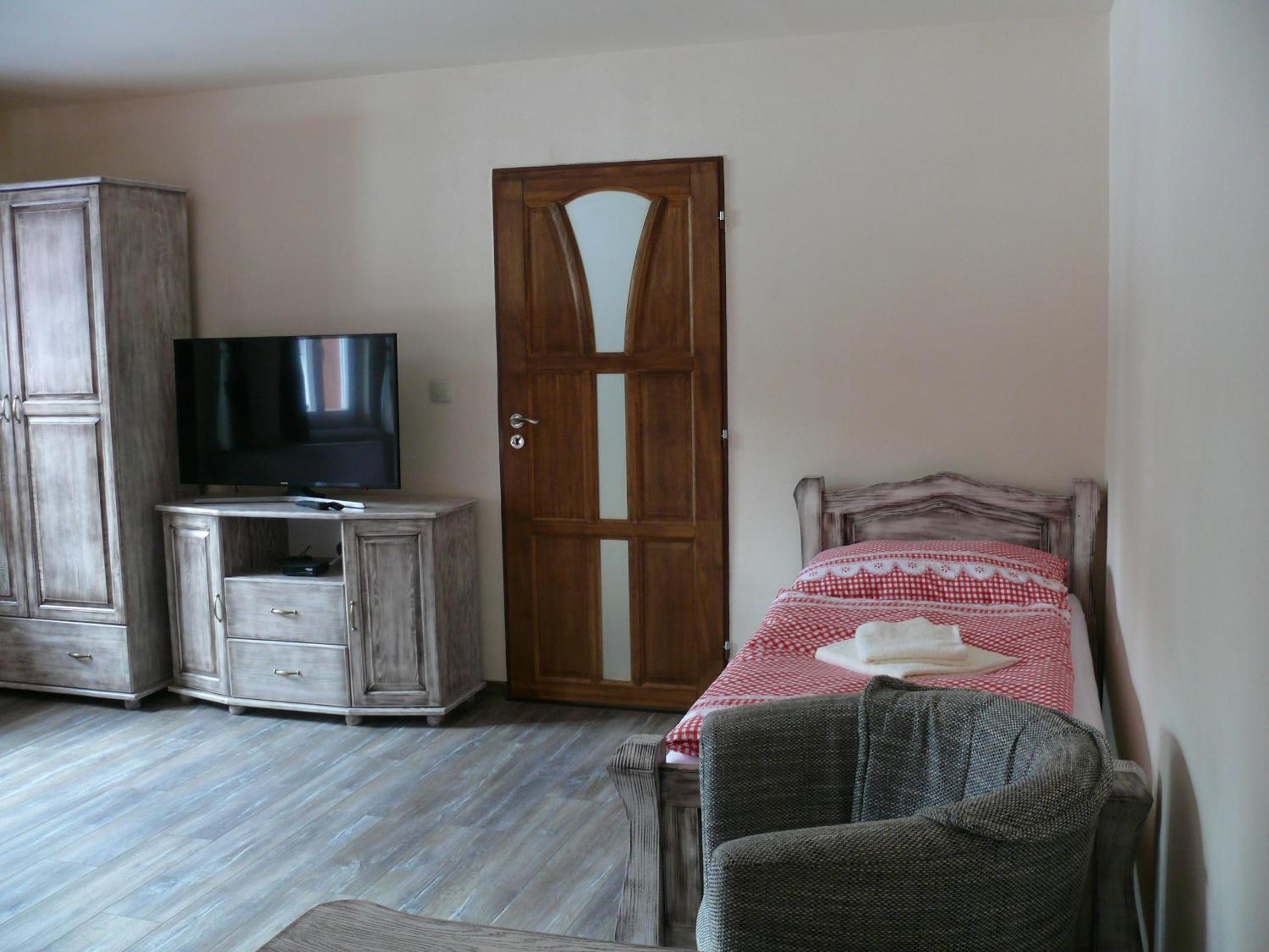Apartment photo 2