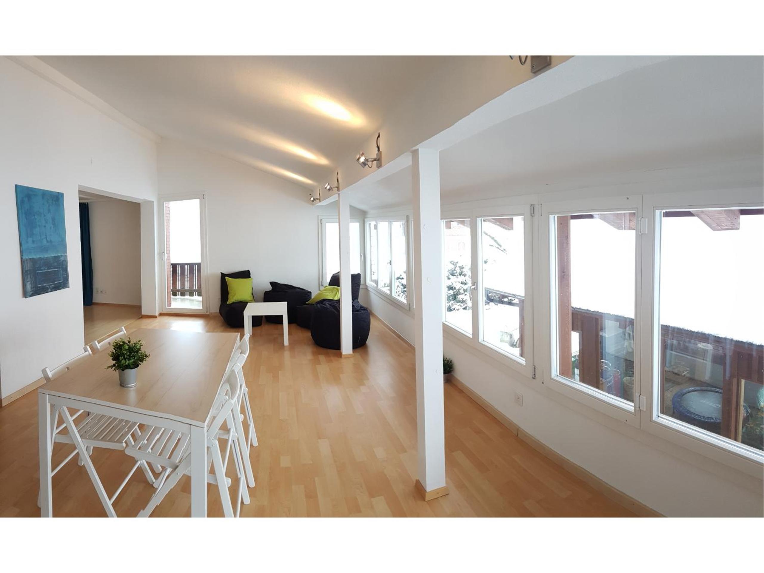 Apartment with Balcony photo 1