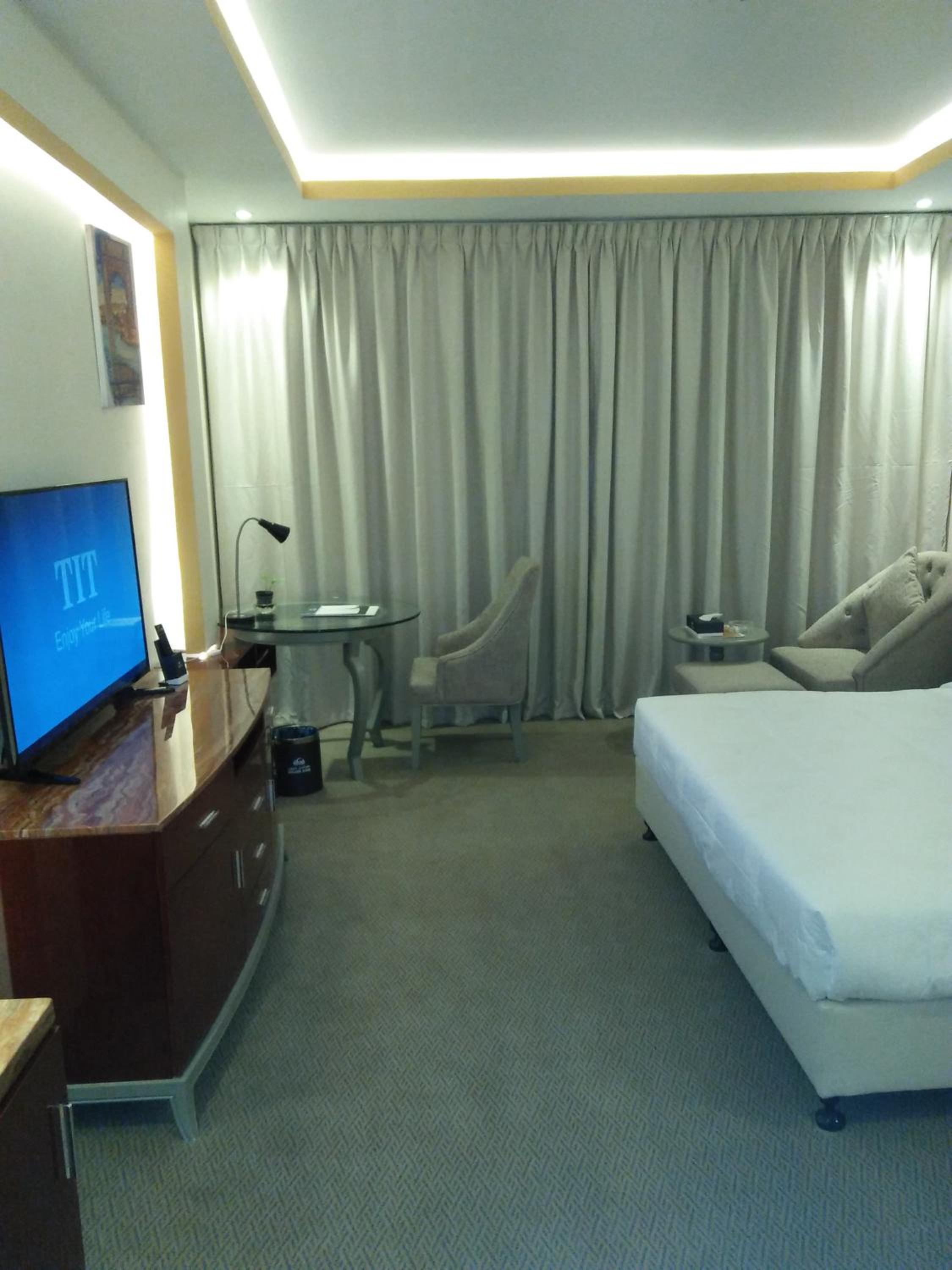 Small Double Room - Photo 5