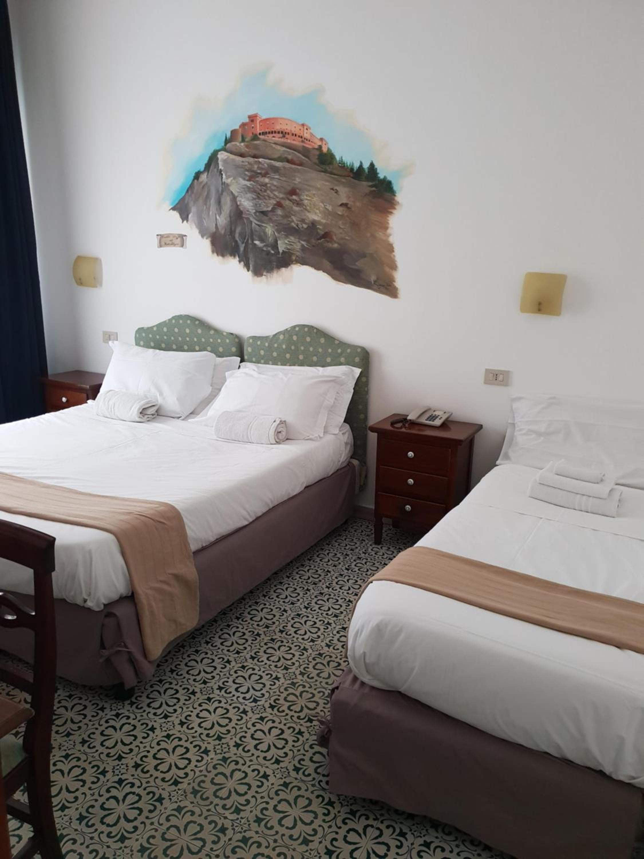 Triple Room - Photo 1