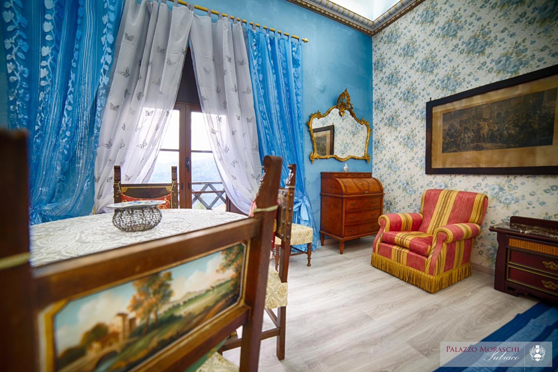 Superior King Room - Photo 2
