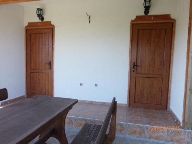 Double or Twin Room with Partial Sea View - Photo 3