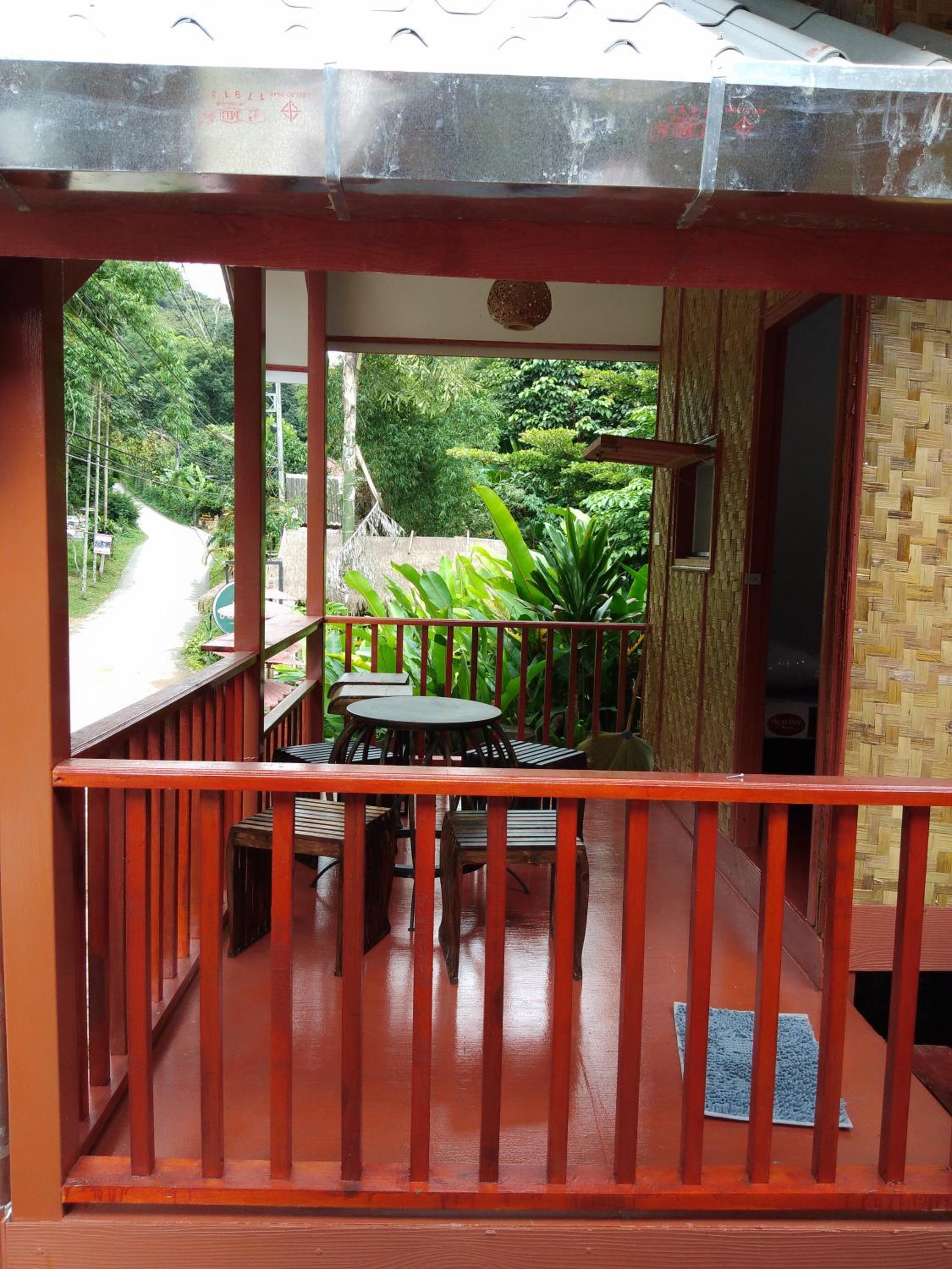 Double Room with Balcony - Photo 10