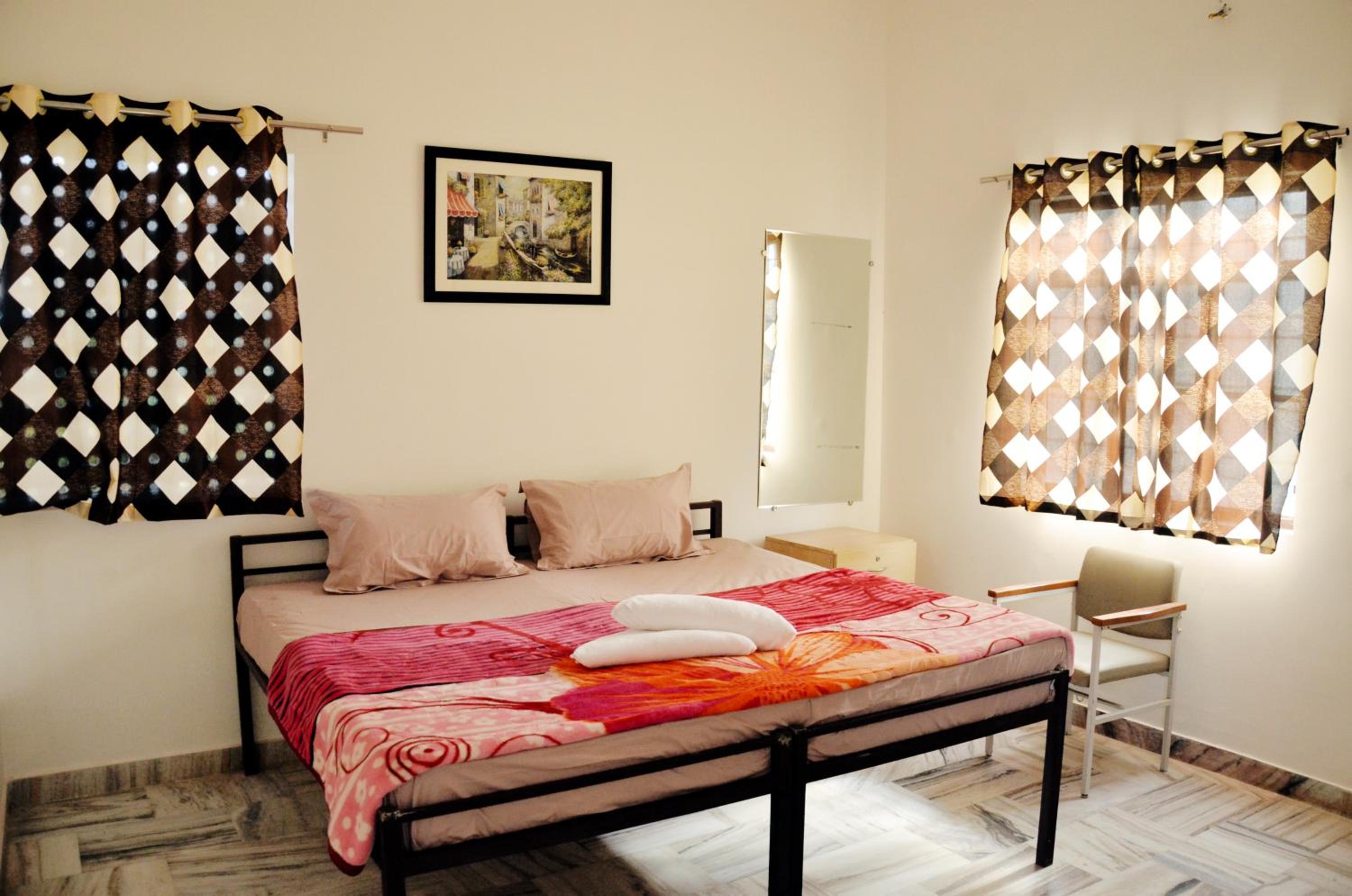 Standard King Room