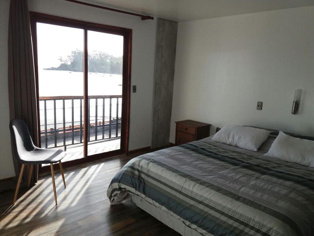Deluxe Double Room with Balcony and Sea View photo 2
