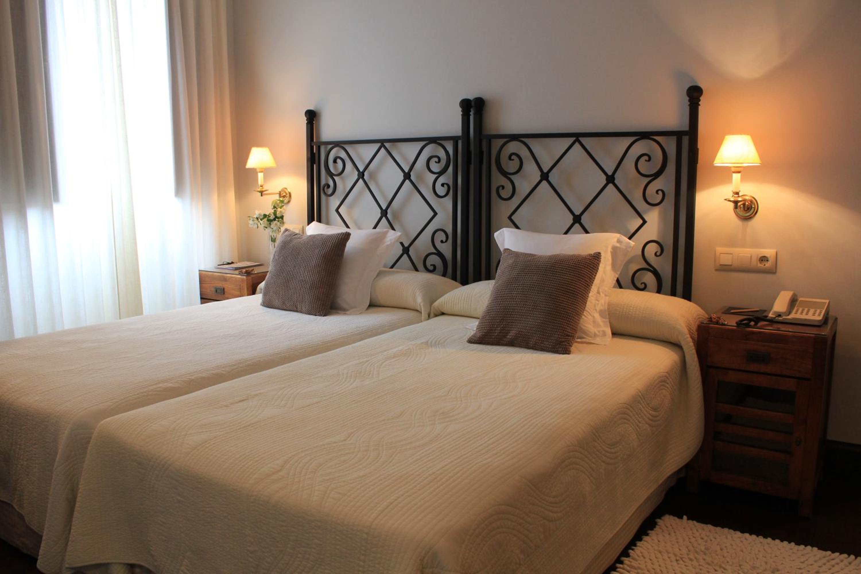 Double Room or Twin Room photo 3