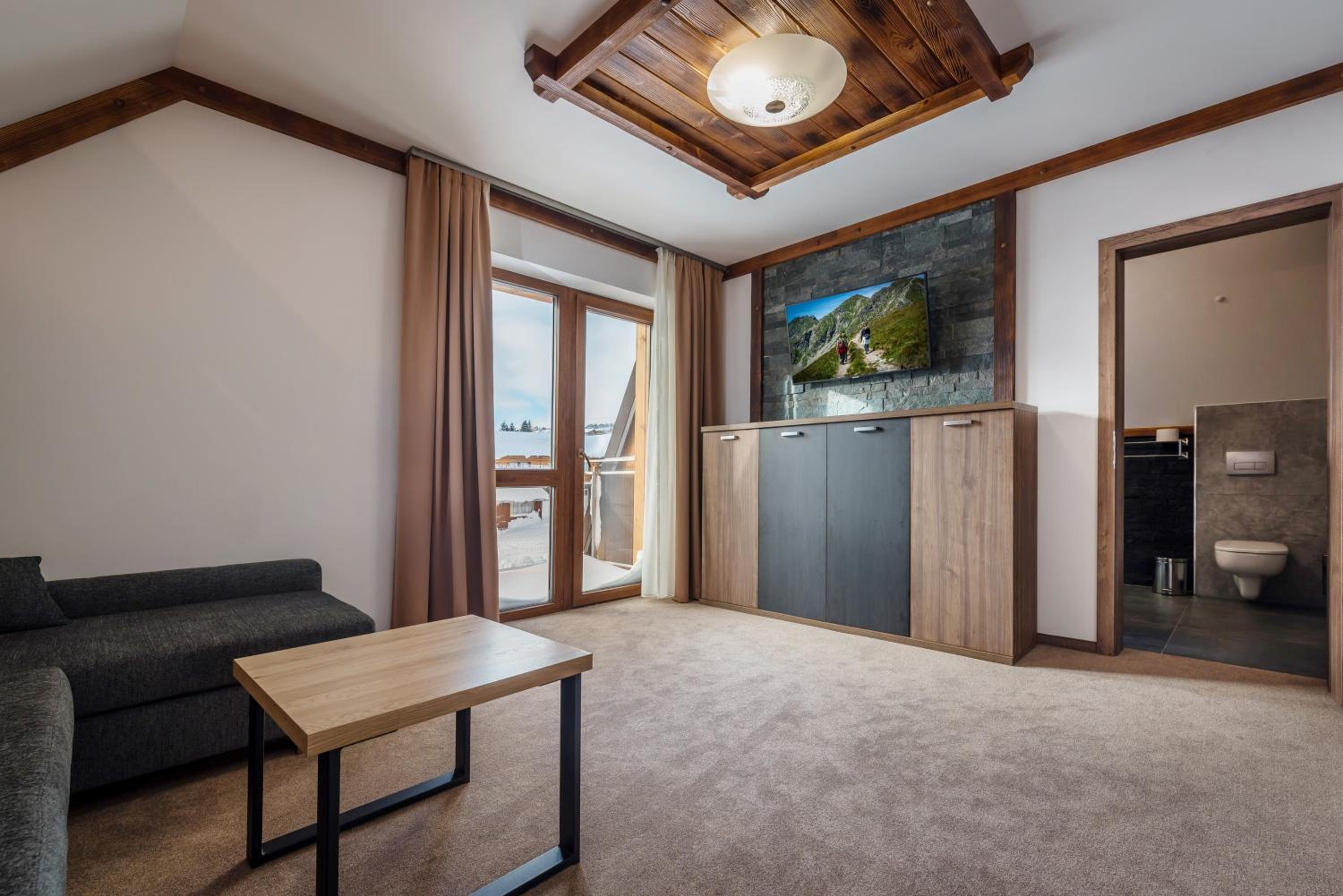 Three-Bedroom Maisonette Apartment - Photo 16