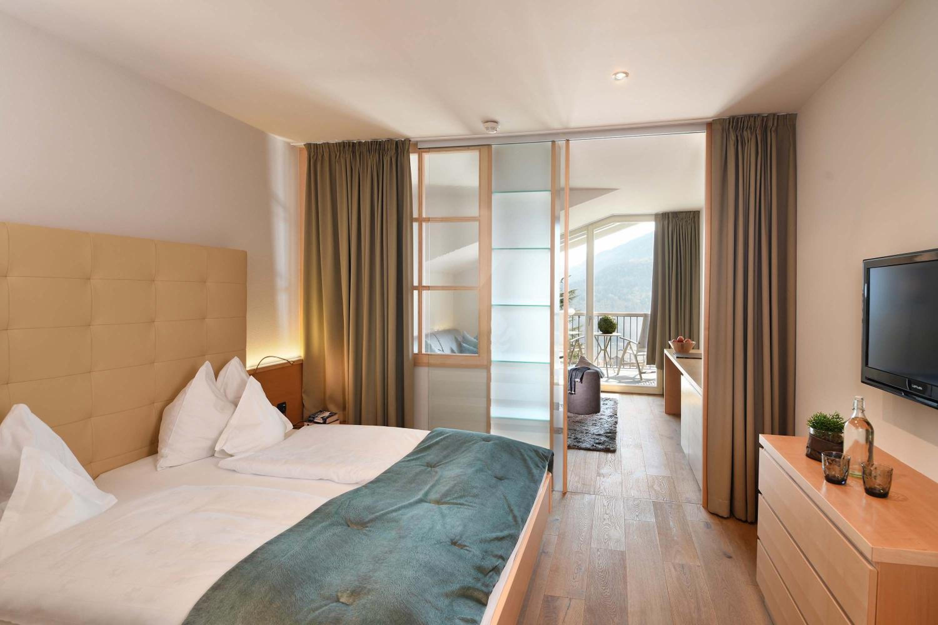 Suite with Garden View - Photo 1