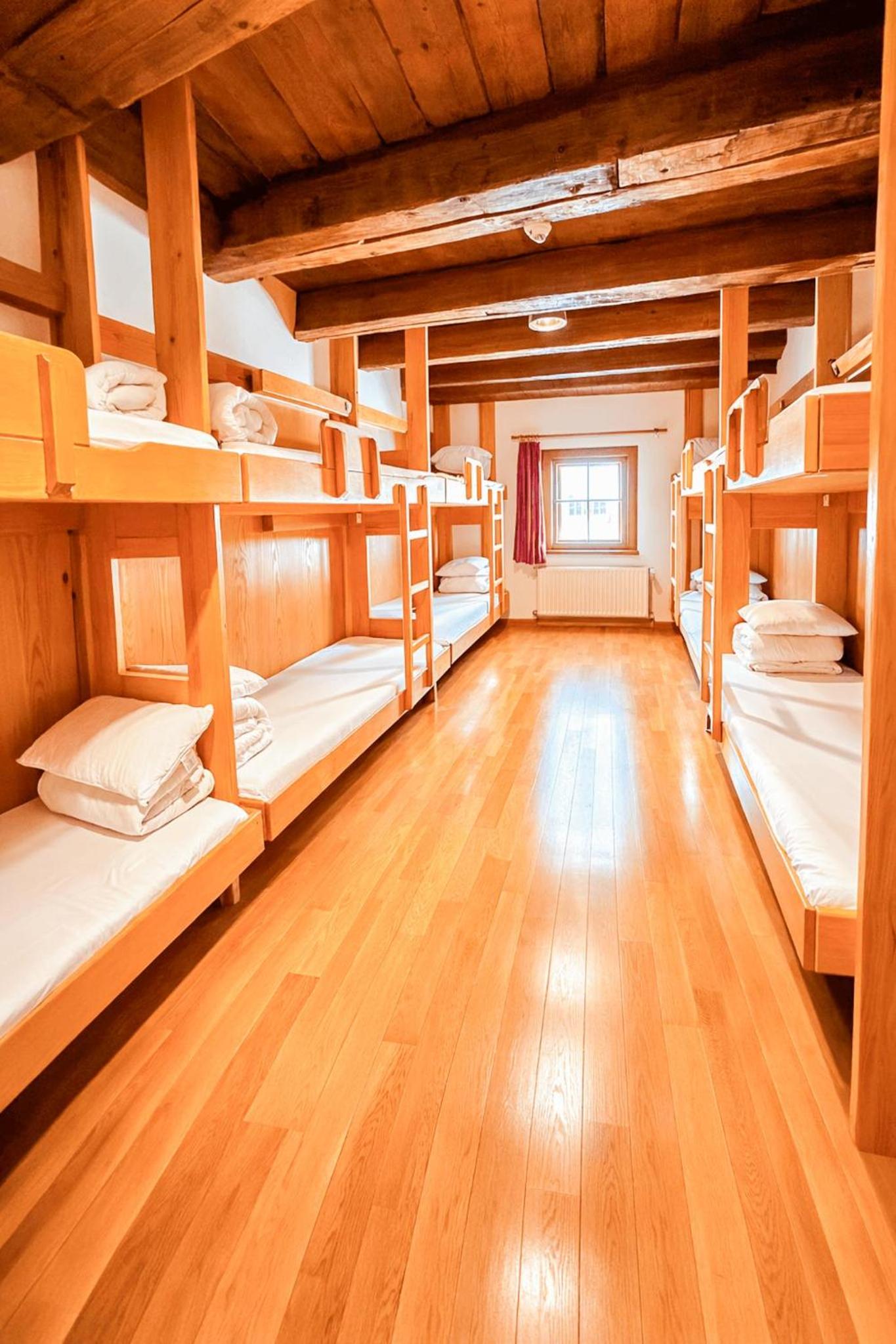 Bed in 10-Bed Mixed Dormitory Room