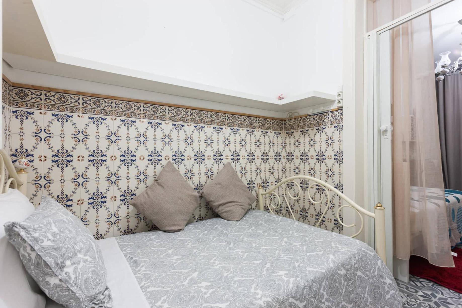 One-Bedroom Apartment - Photo 4