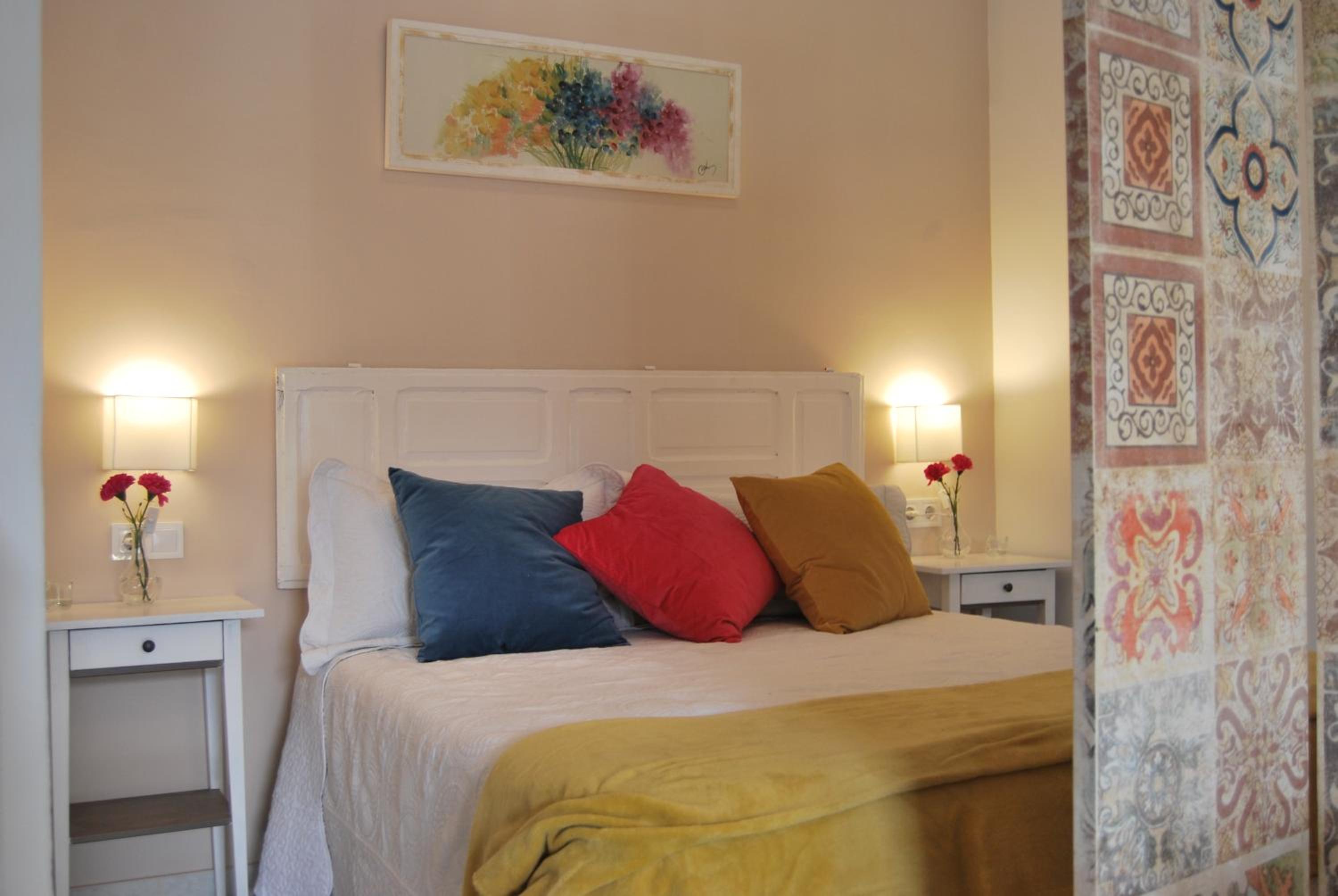 Studio Apartment - Photo 11