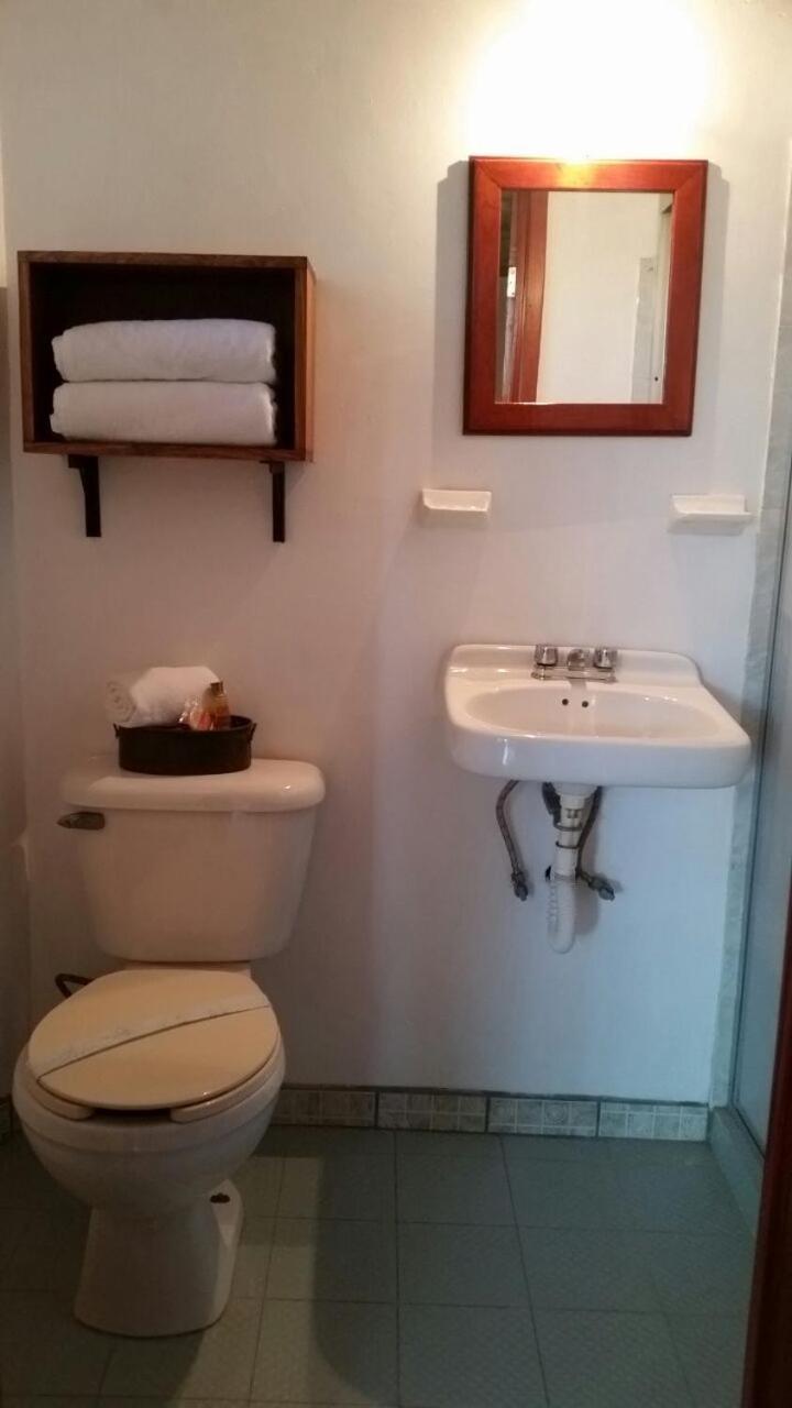 Double or Twin Room photo 3