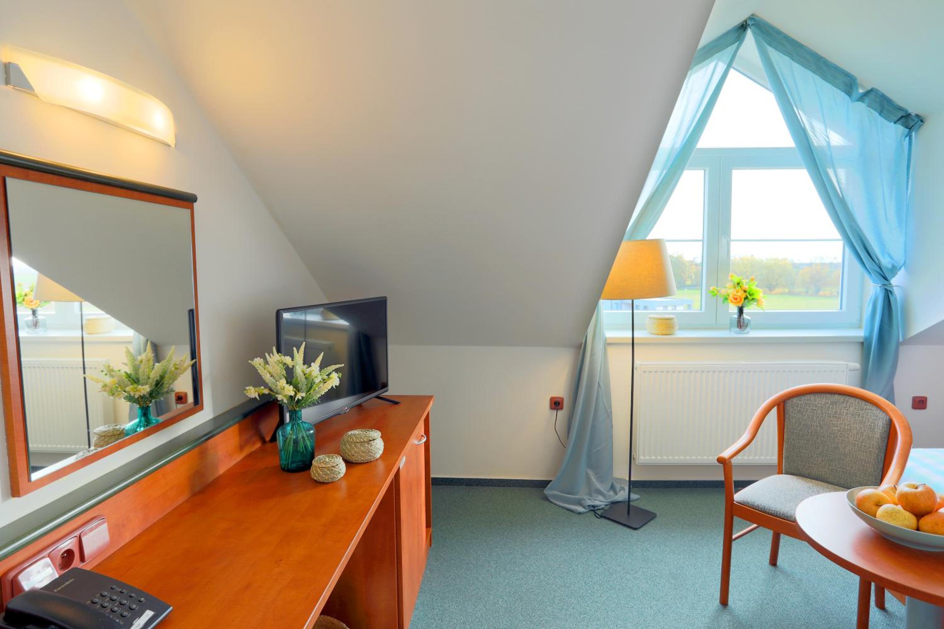 Double or Twin Room - Photo 3