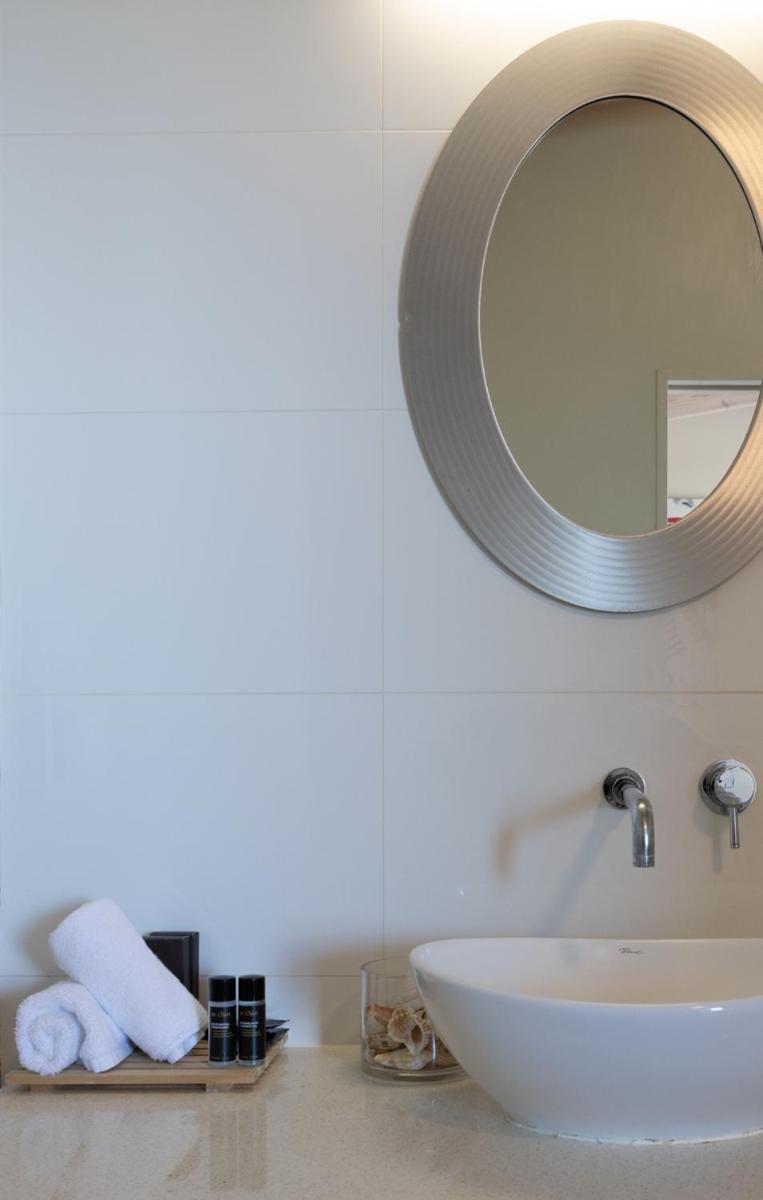 Apartment With Sea View photo 2