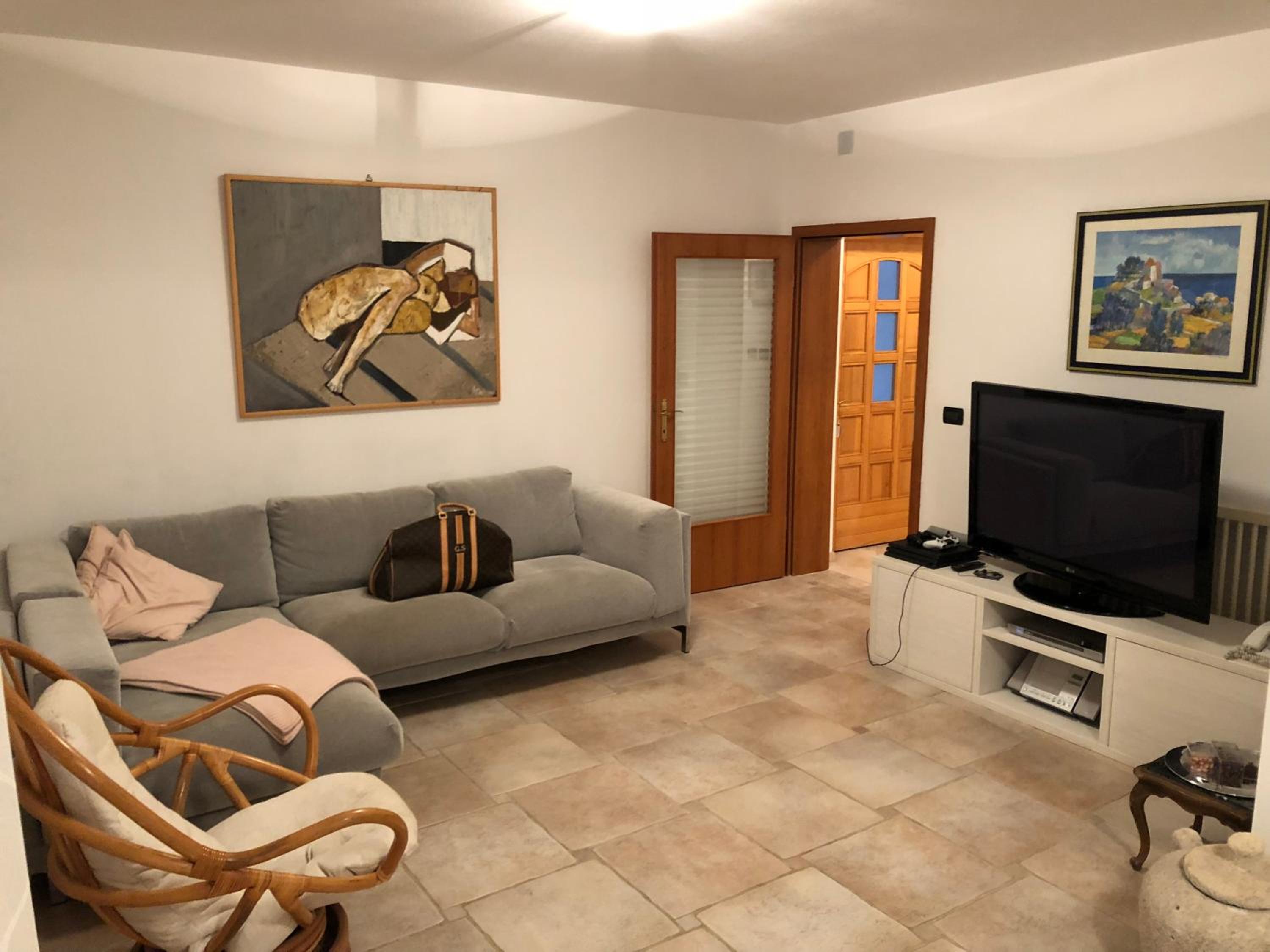 Apartment - Ground Floor photo 1