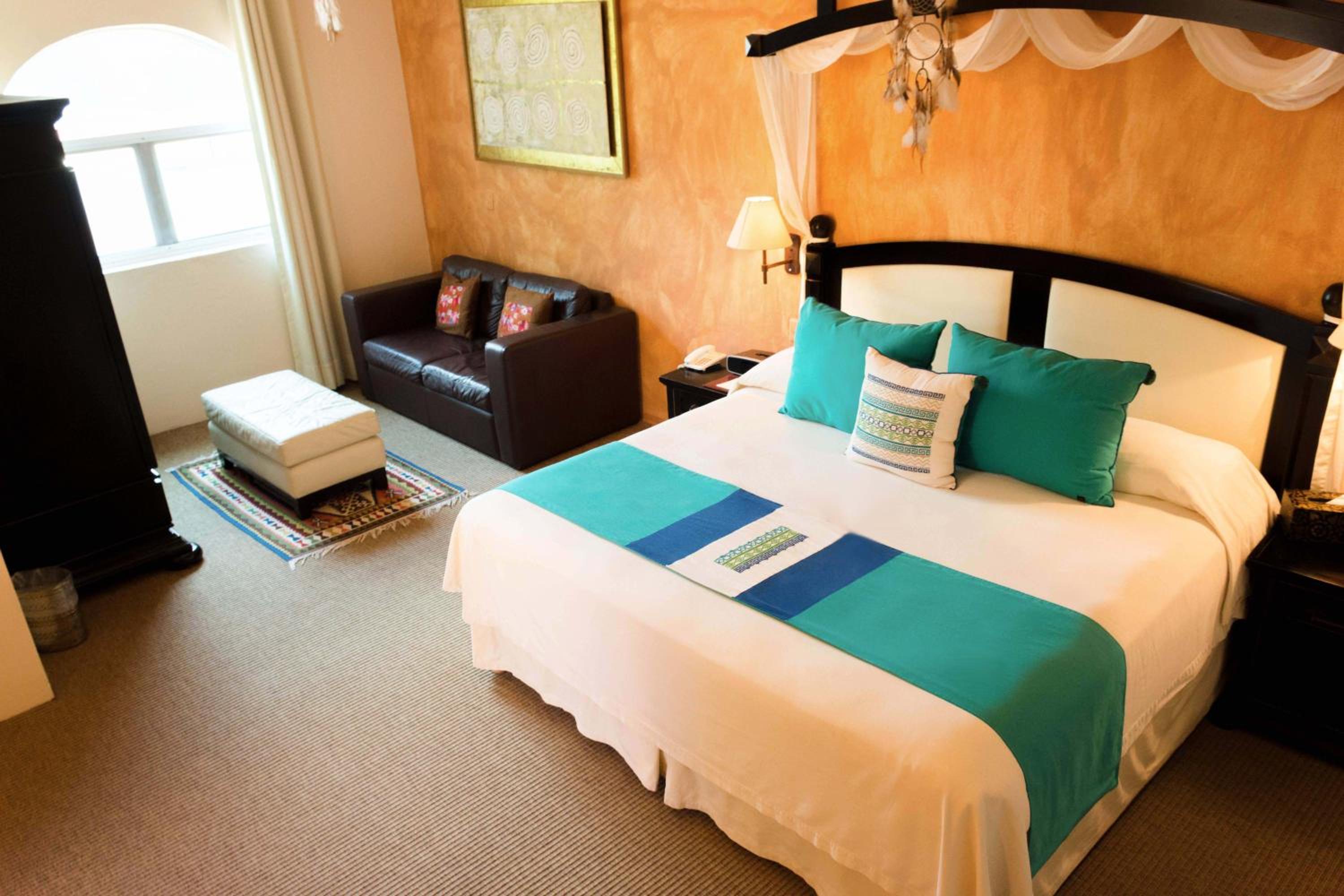 Suite with Mountain View - Photo 5