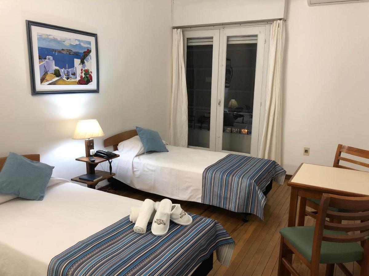 Double or Twin Room photo 2