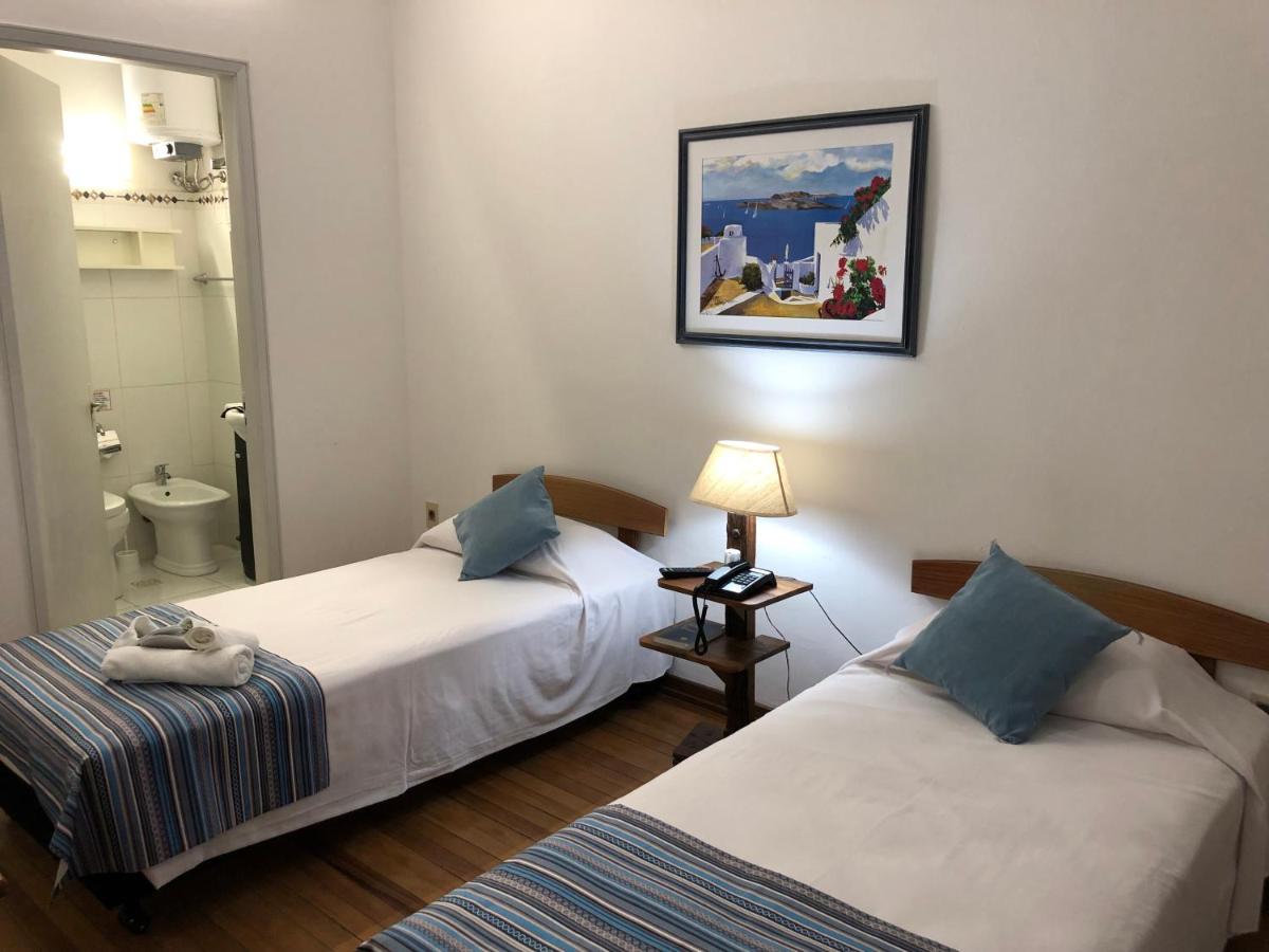 Double or Twin Room photo 1