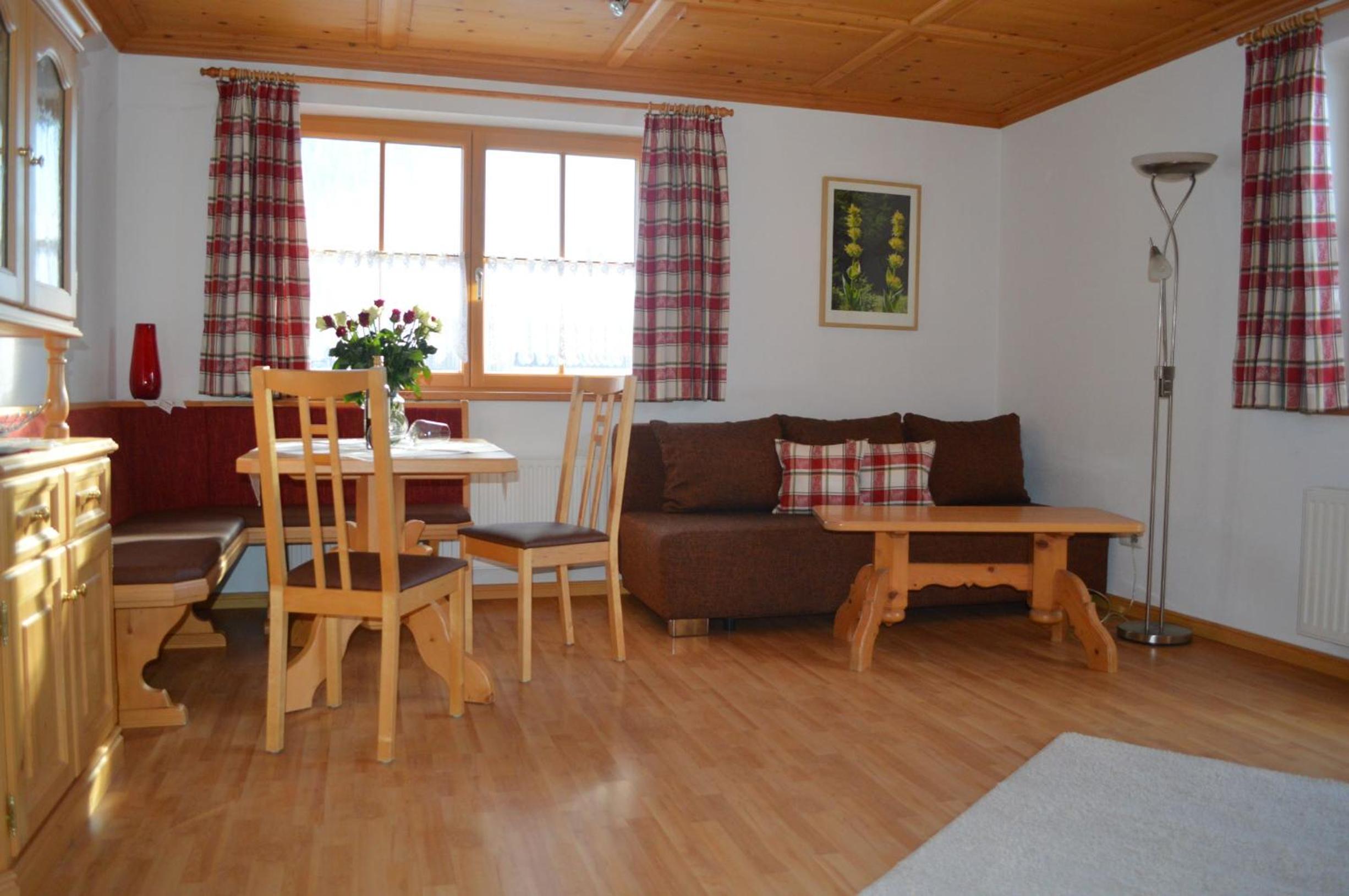 Apartment with Balcony - 1 photo 1