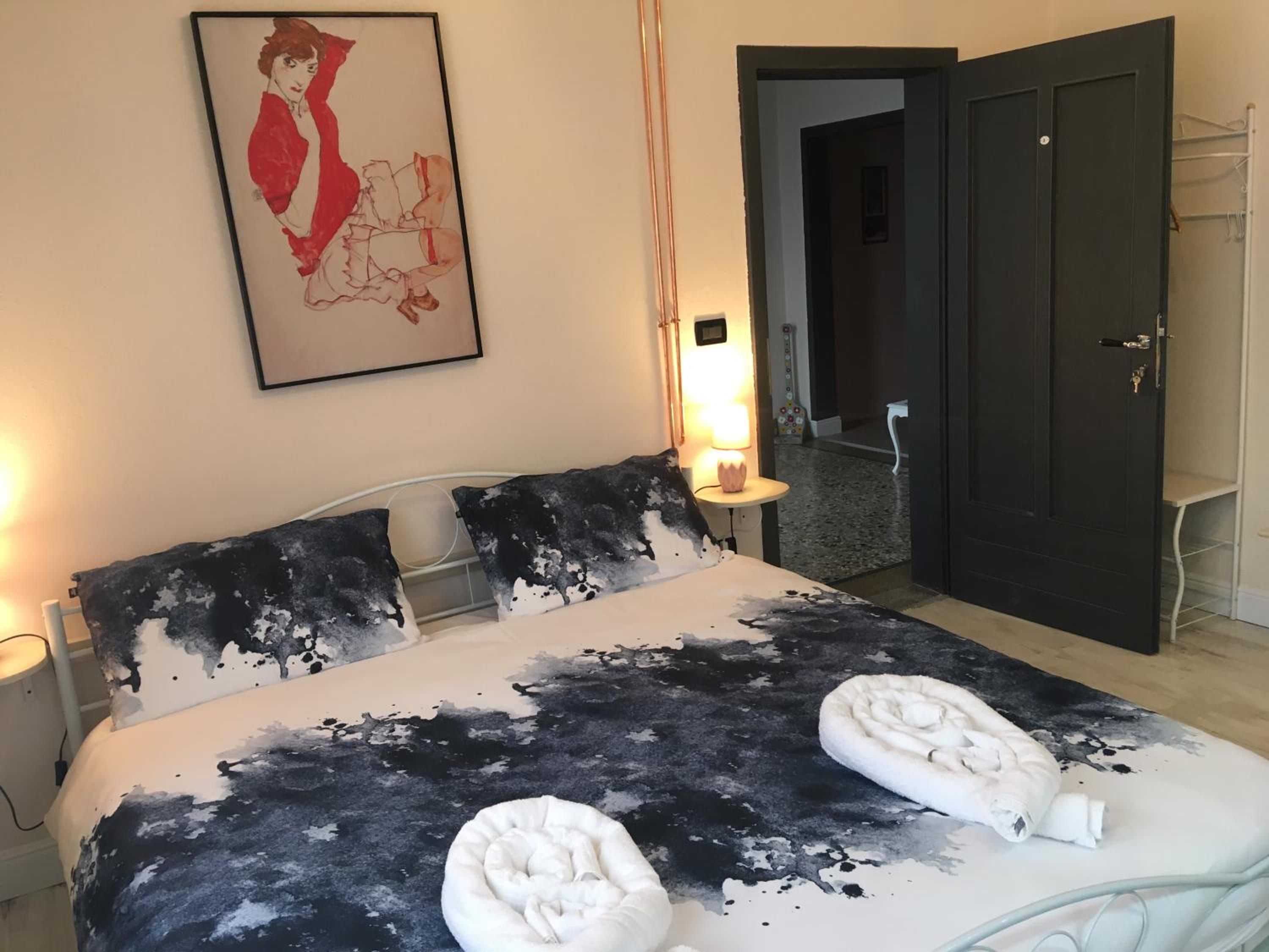 Double or Twin Room - Photo 1