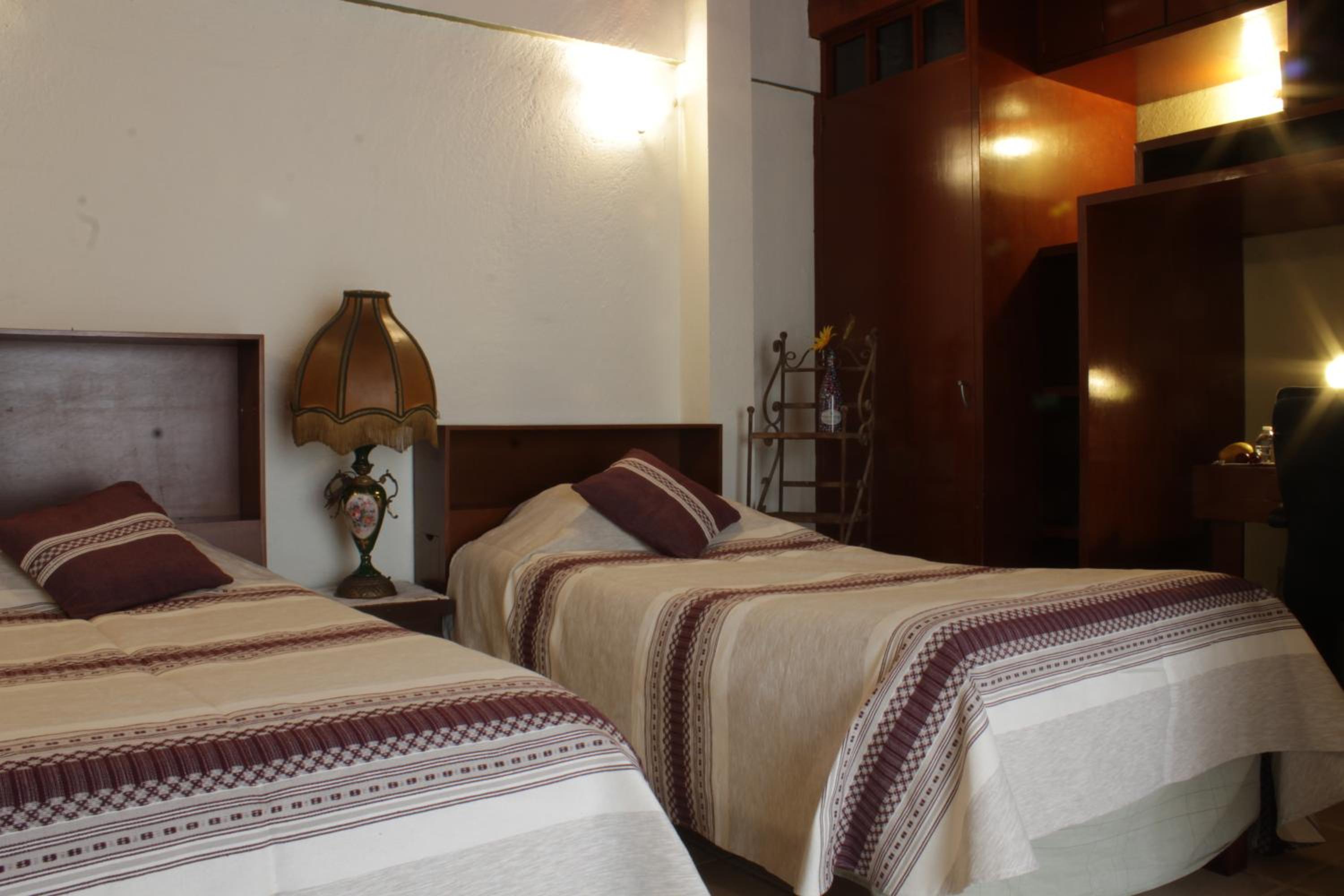 Deluxe Family Room - Photo 1