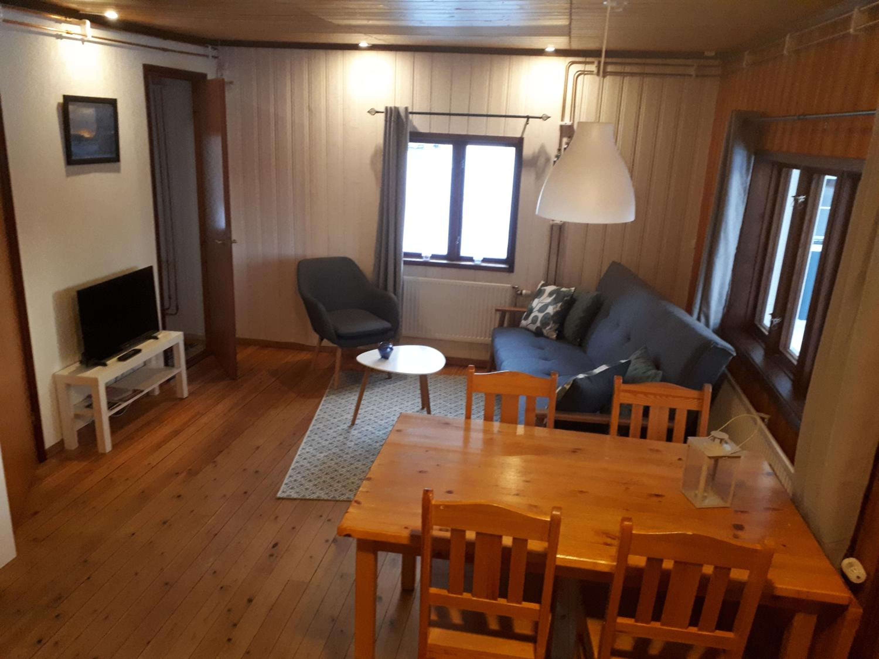 Two-Bedroom House photo 3