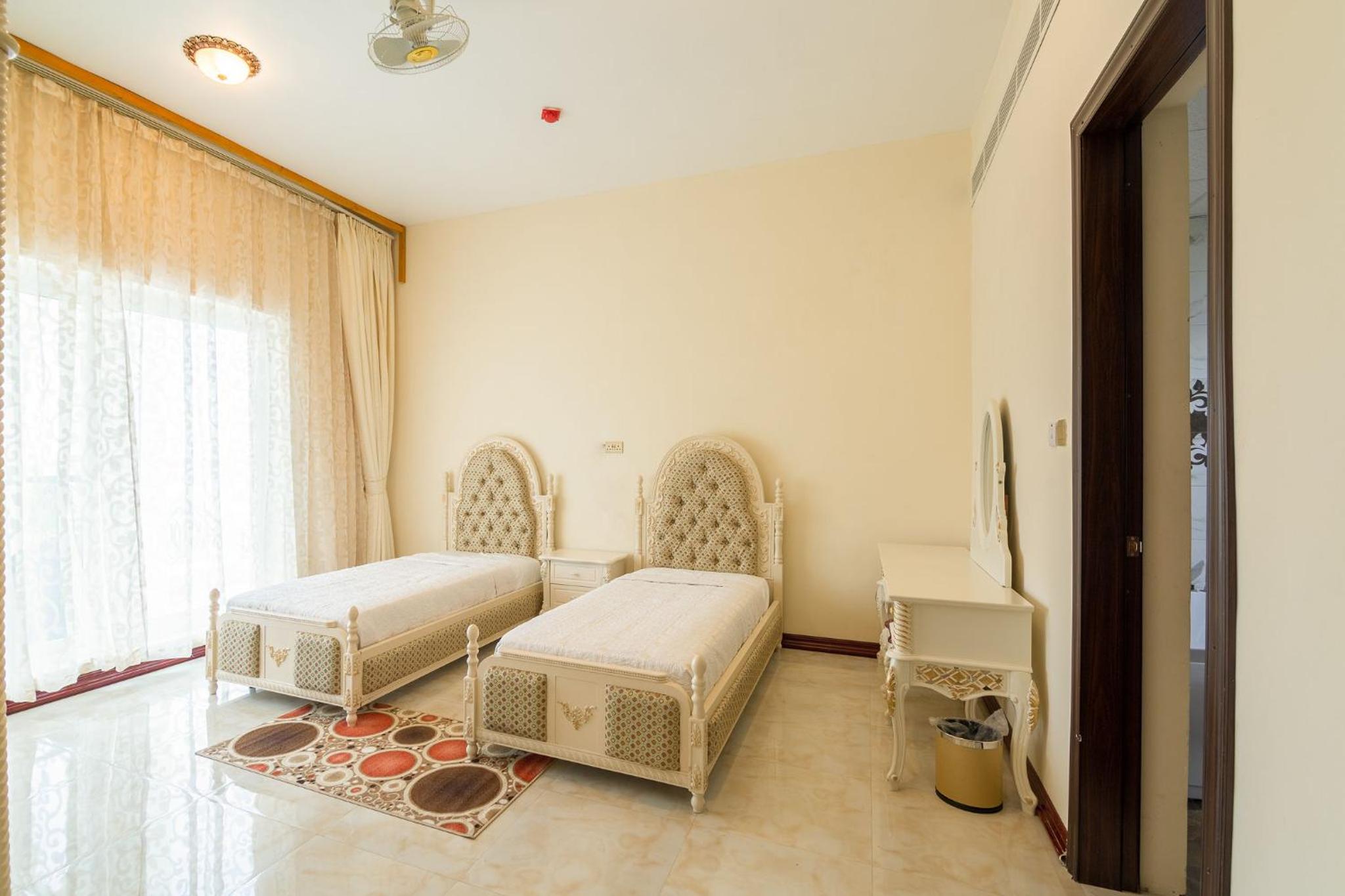 One Bedroom Apartment with Partial Sea View