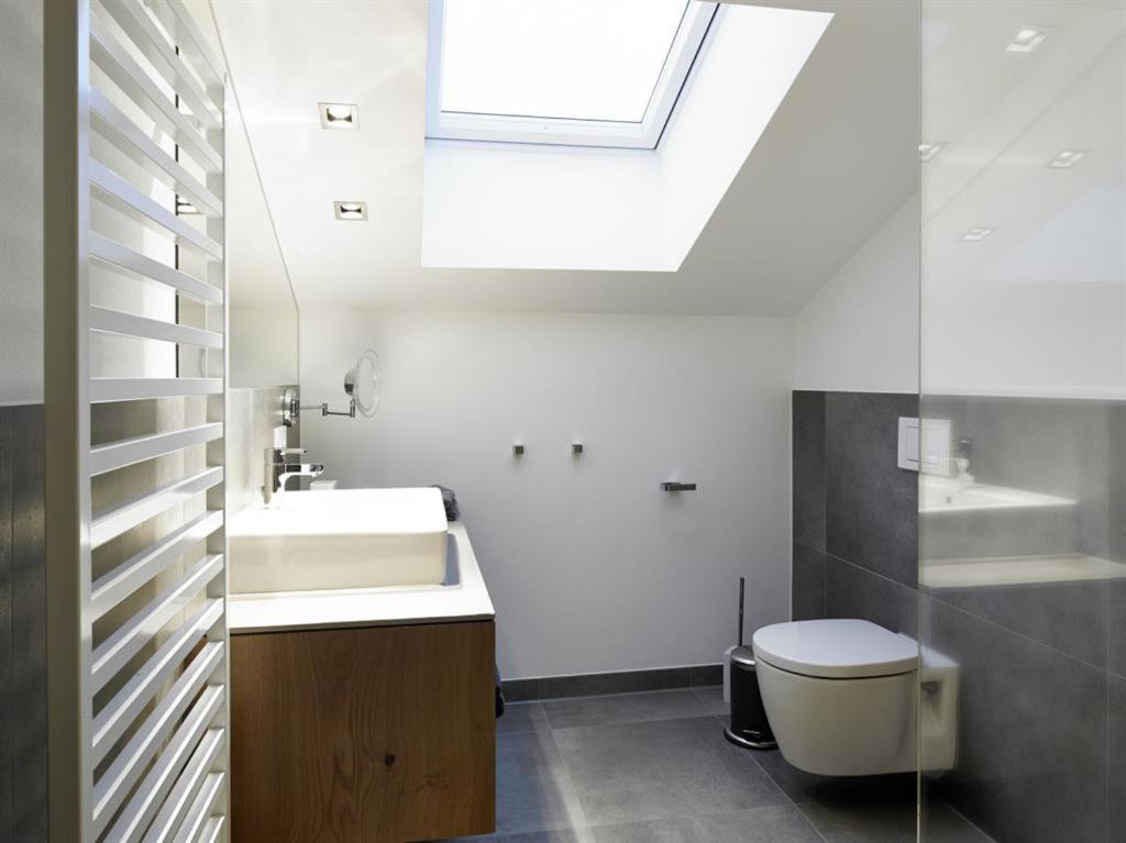 One-Bedroom Apartment with Terrace photo 2