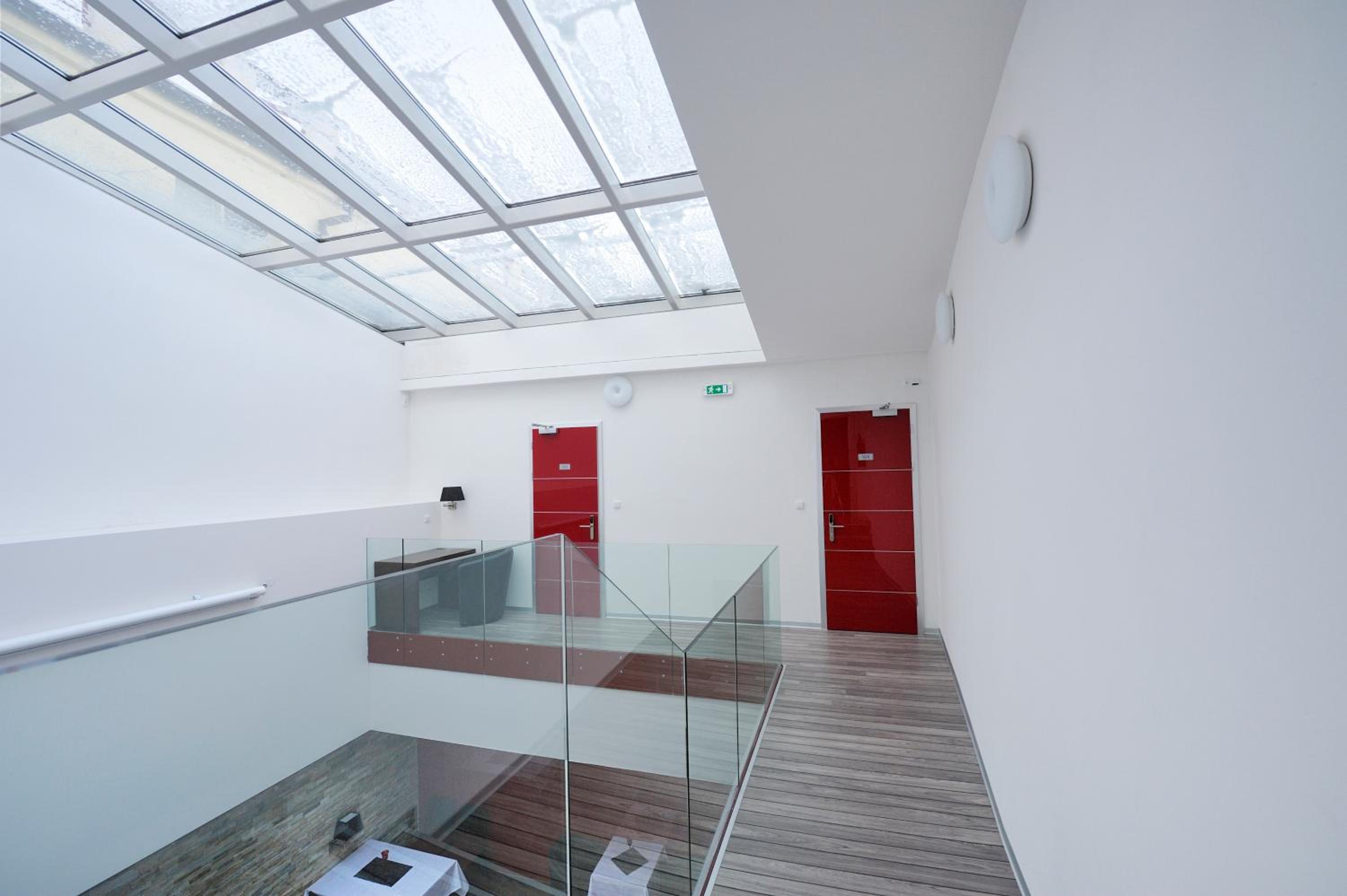 Single Room photo 2