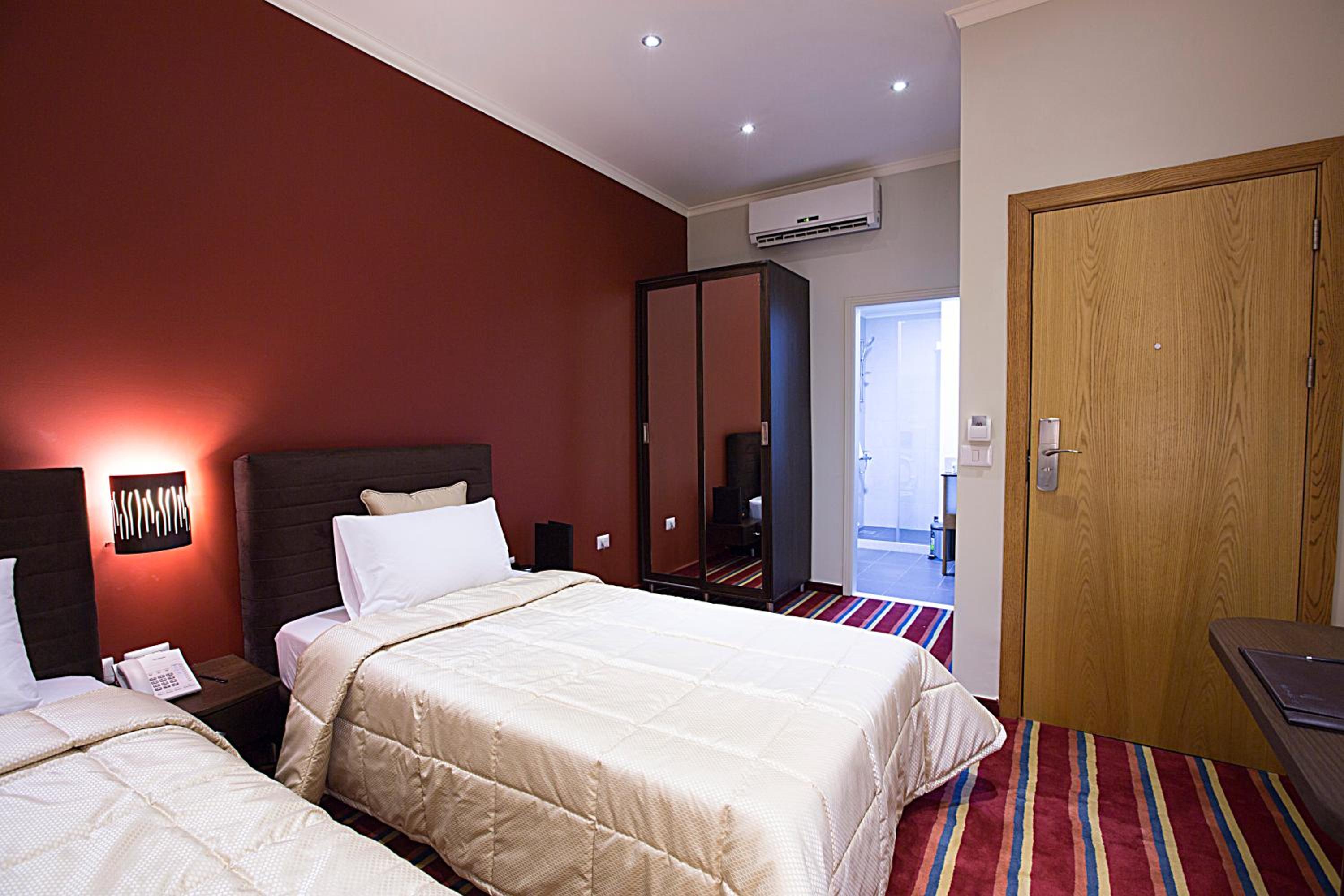 Deluxe Twin Room photo 3