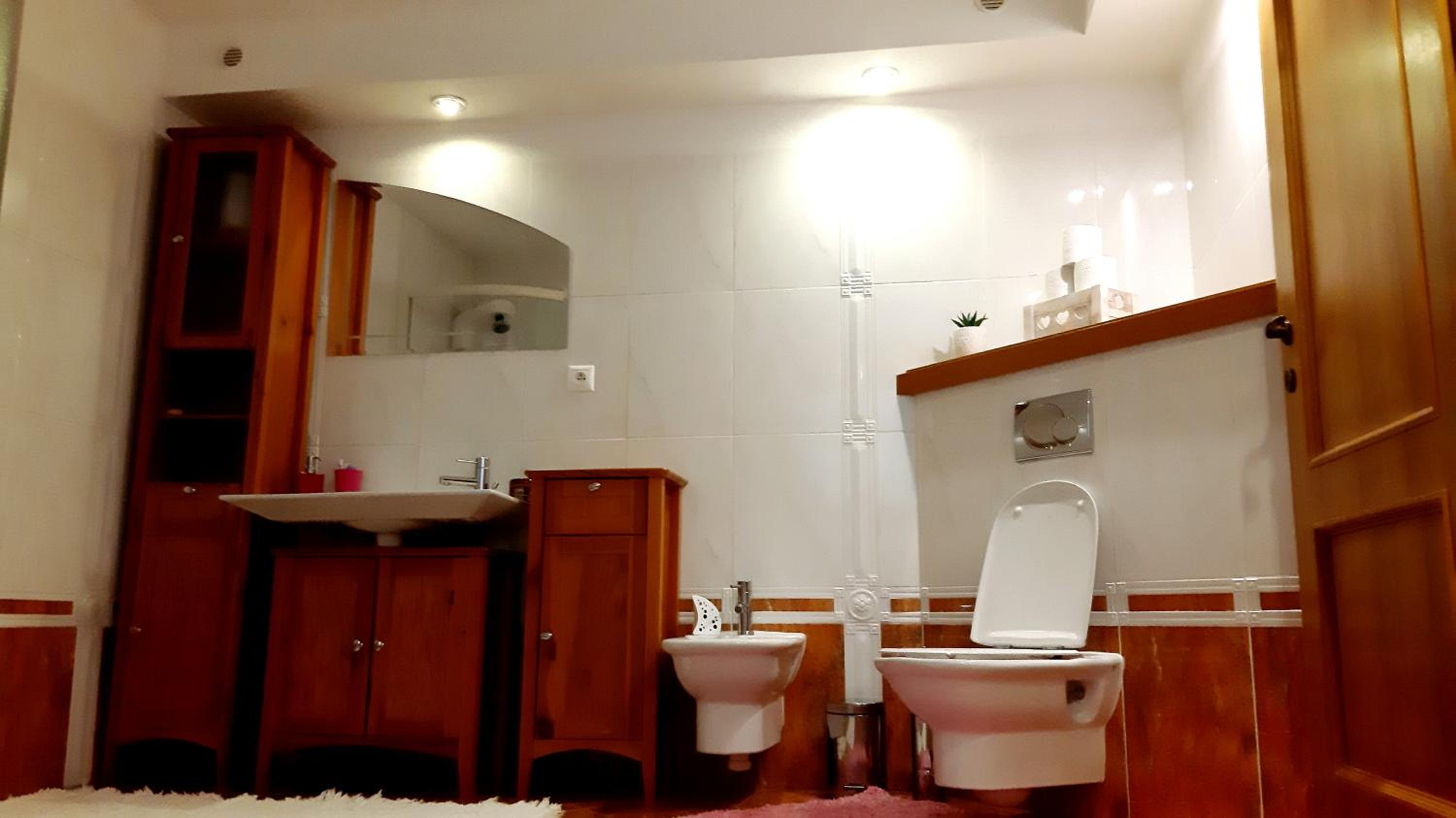 Double Room - Disability Access photo 3